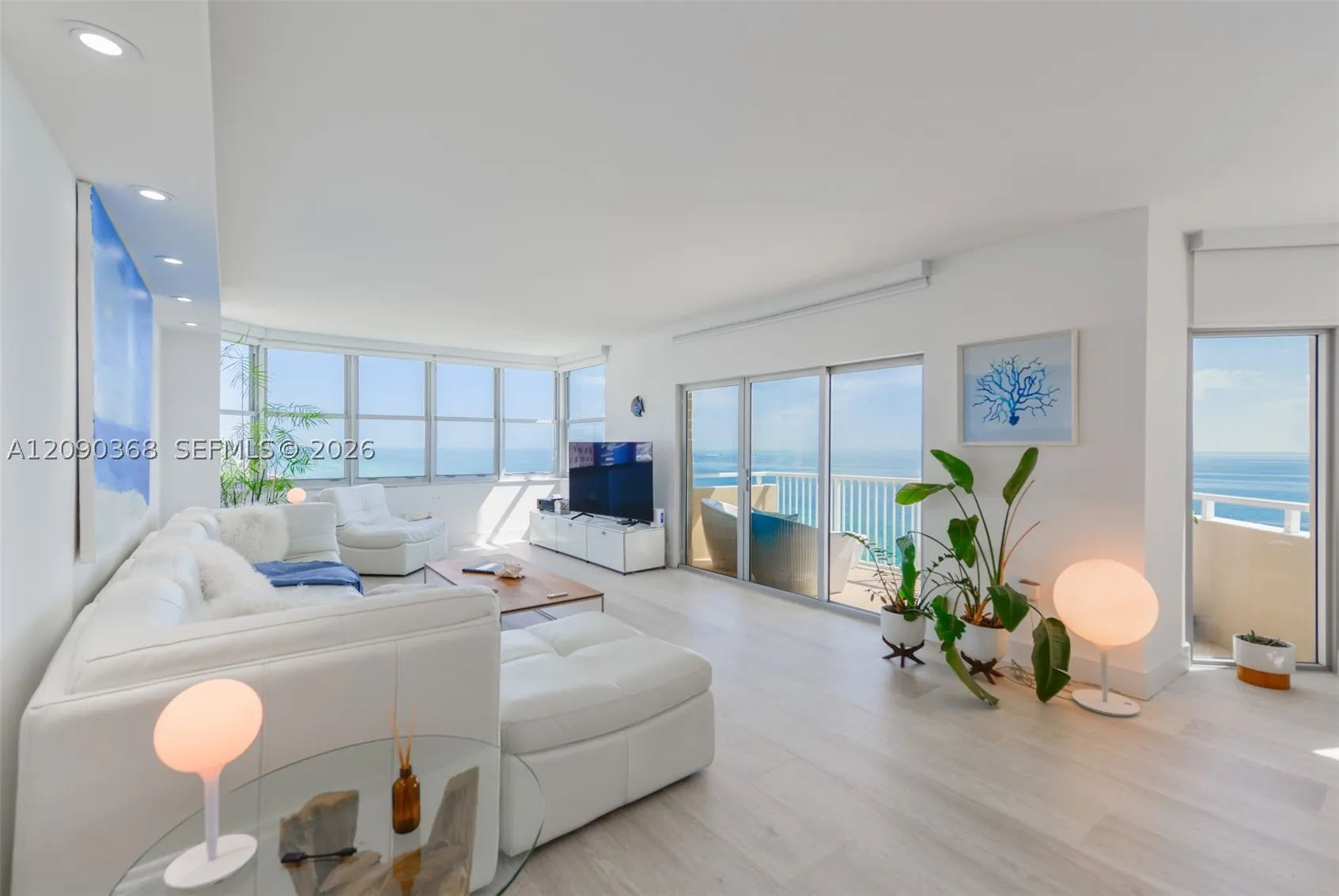 1950 S Ocean Dr #11P