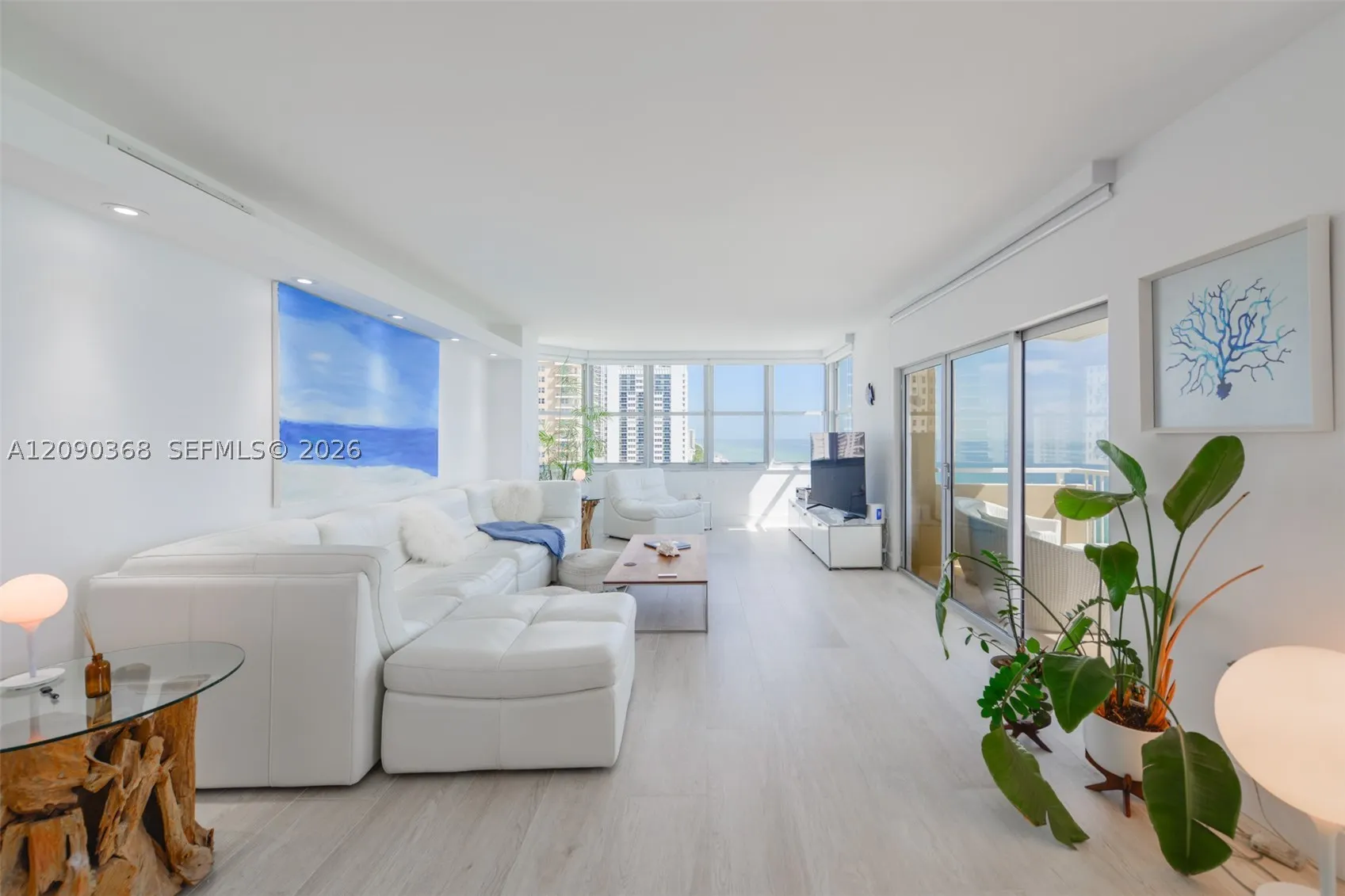1950 S Ocean Dr #11P