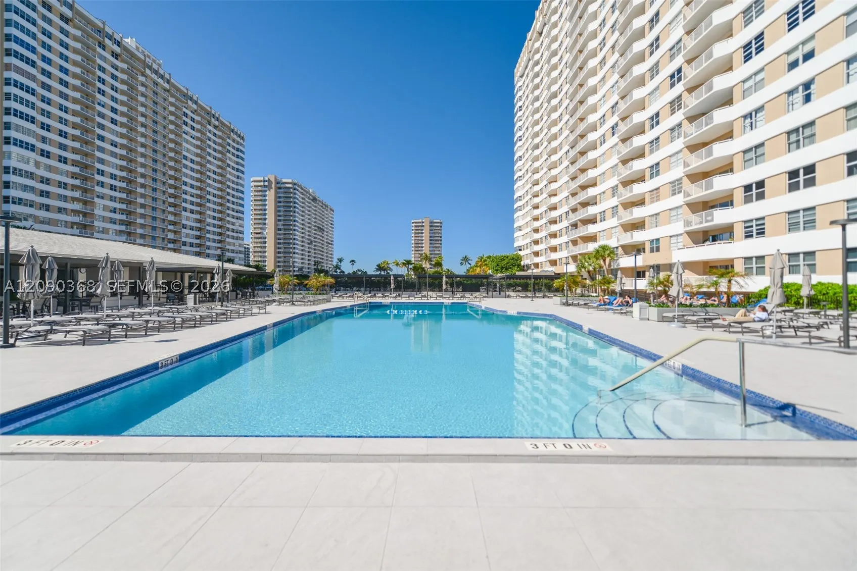 1950 S Ocean Dr #11P