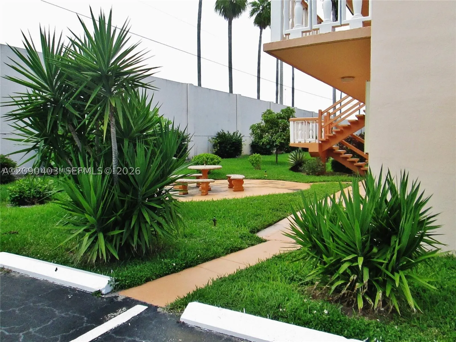 920 SW 11th Ave #9D