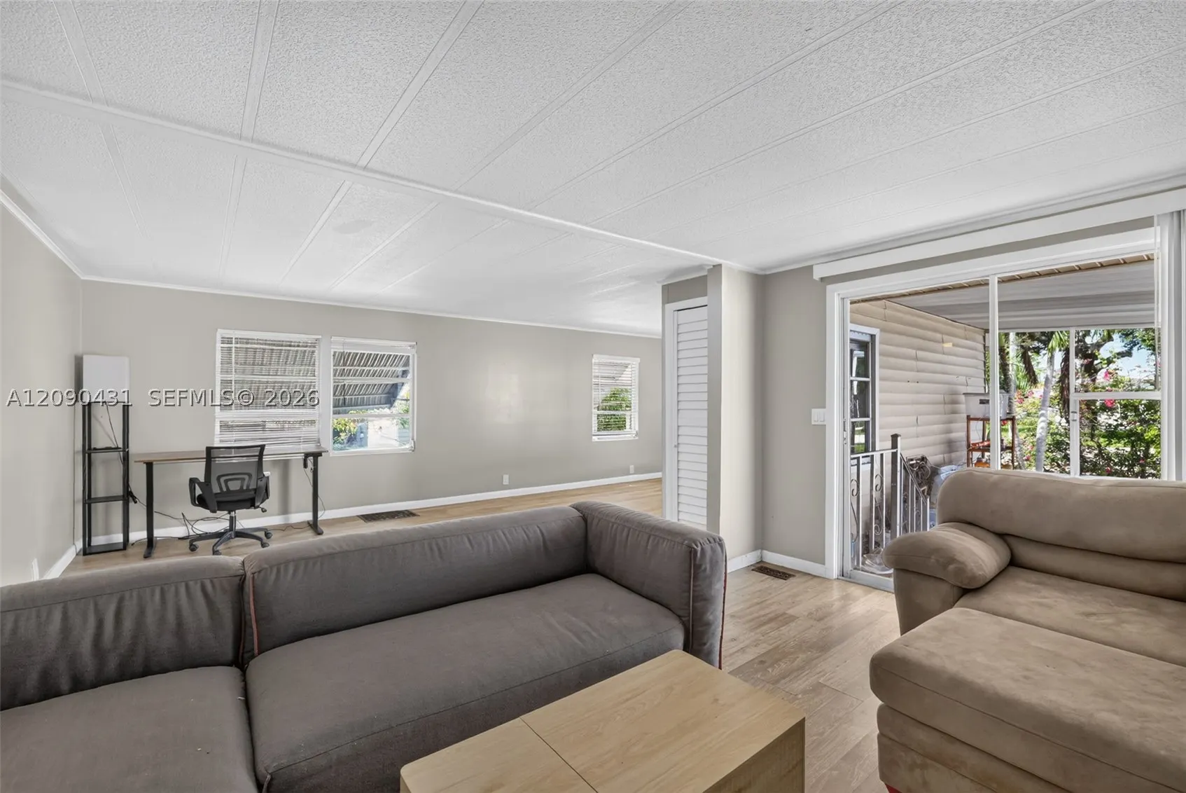 2903 Harbor Ln