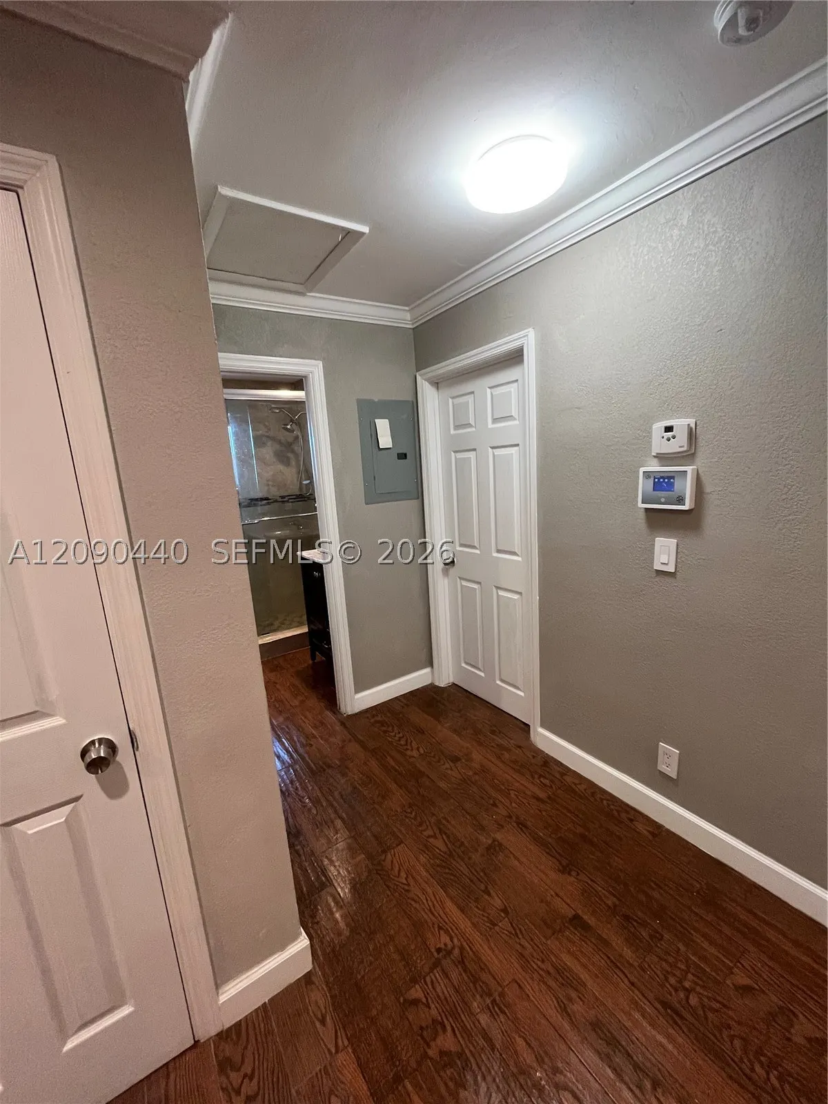 217 SW 10th St