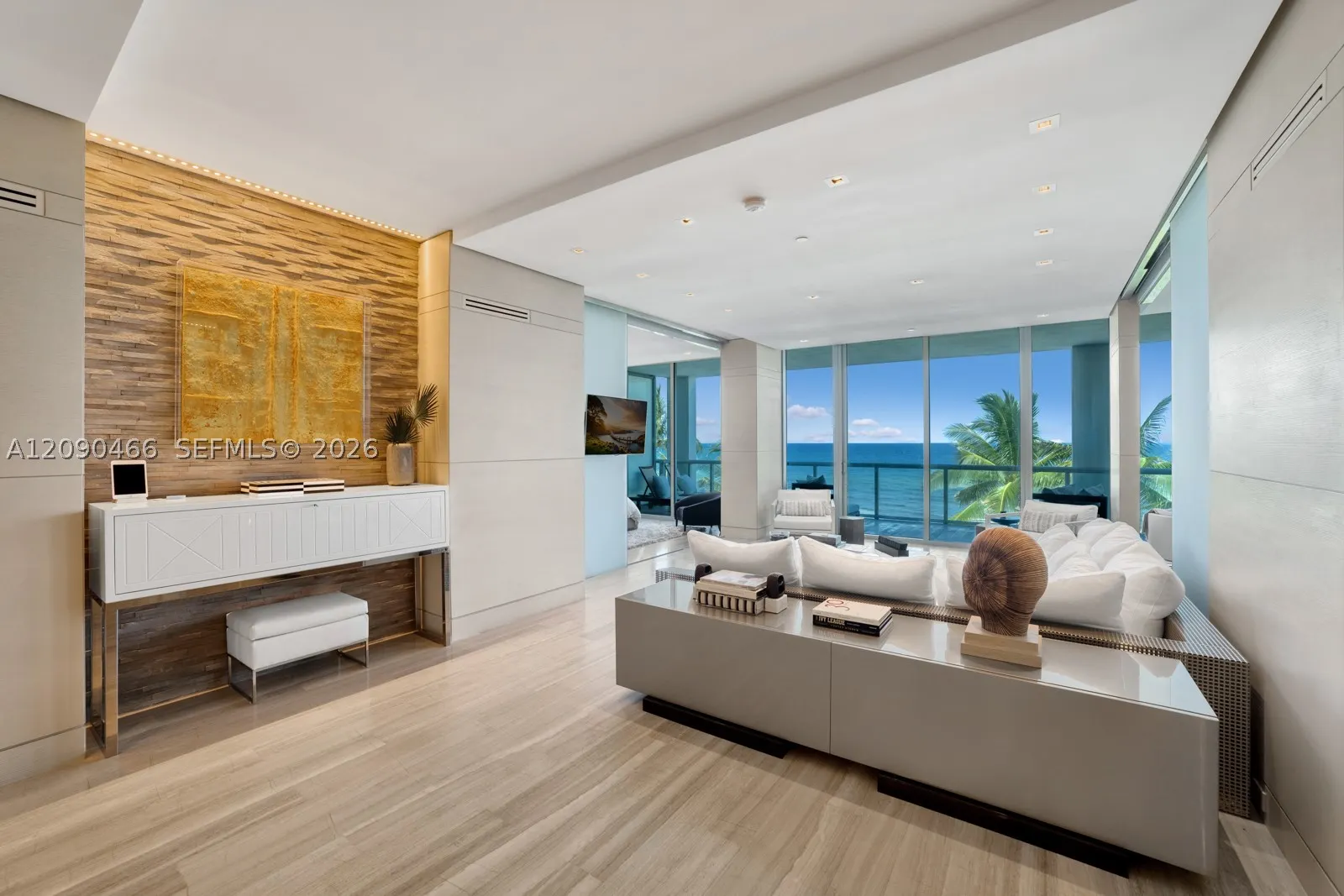 6799 Collins Ave #305