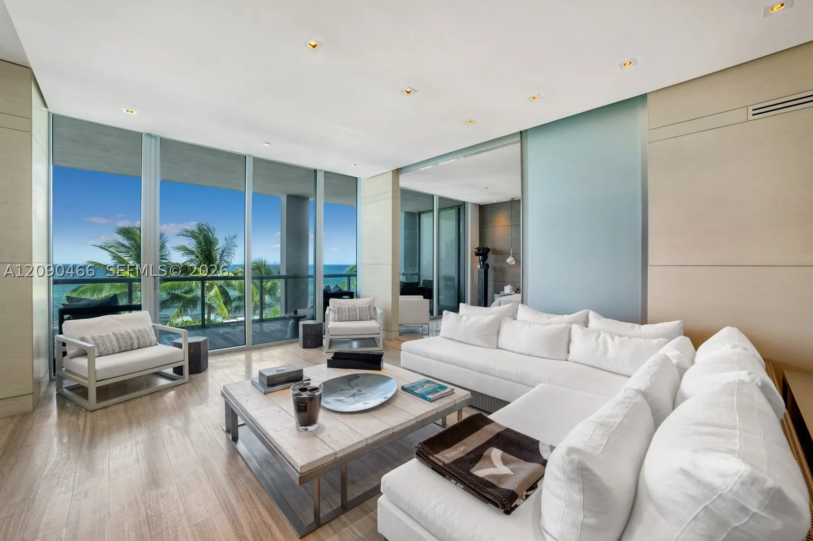 6799 Collins Ave #305