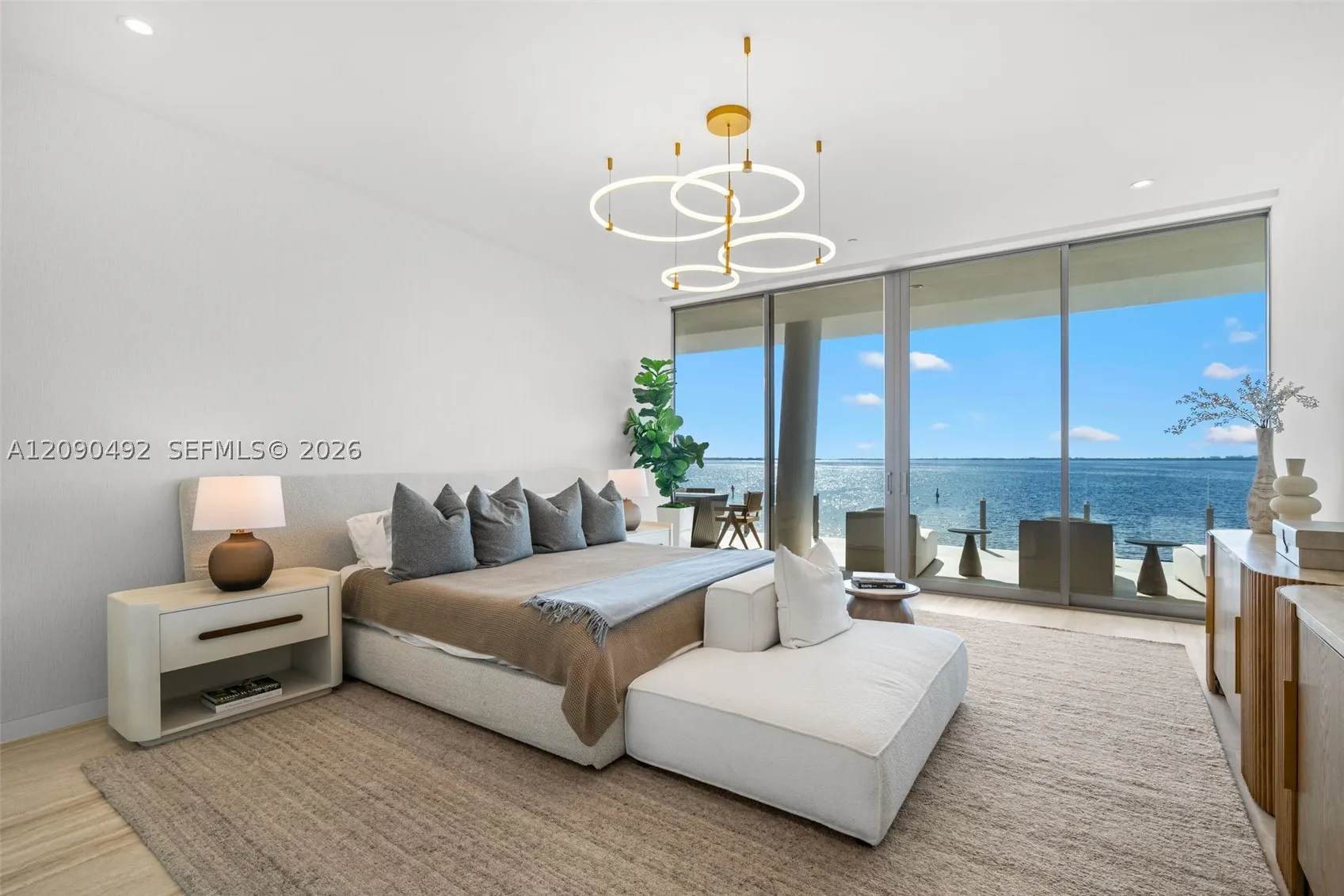 5 Grove Isle Dr #M301