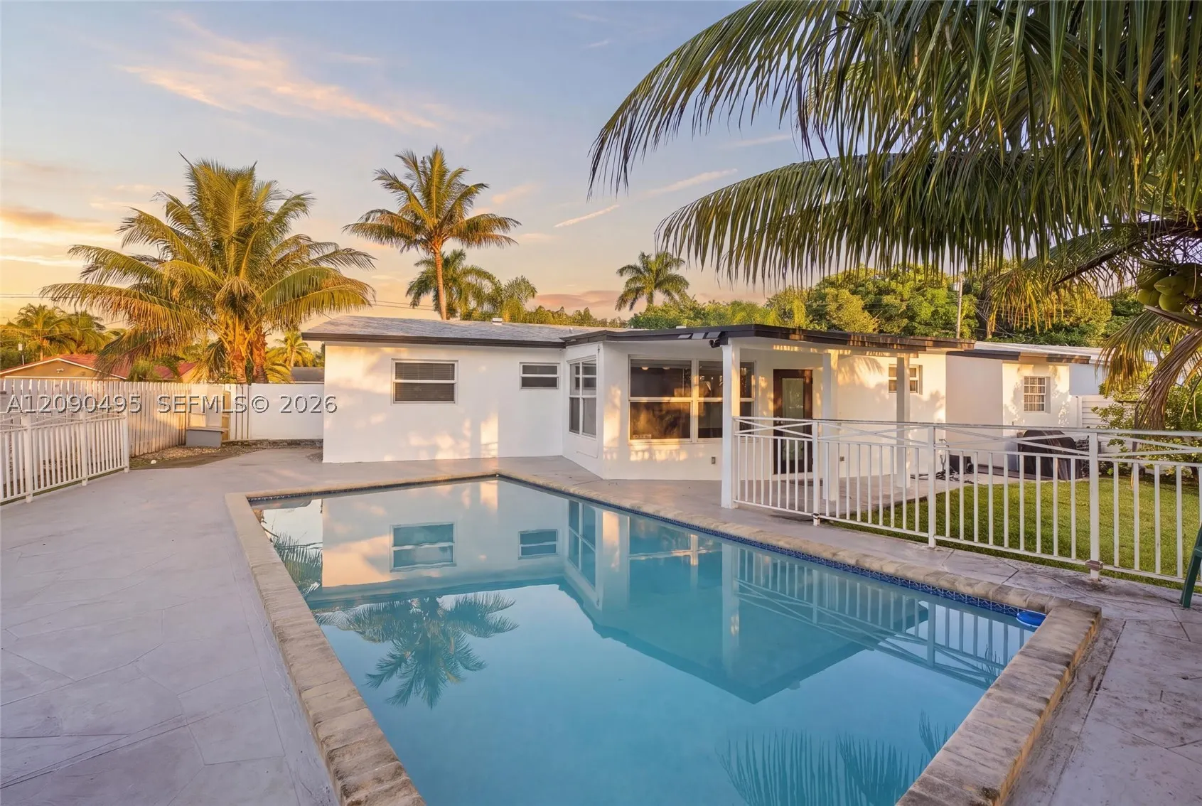 4540 SW 28th Ter