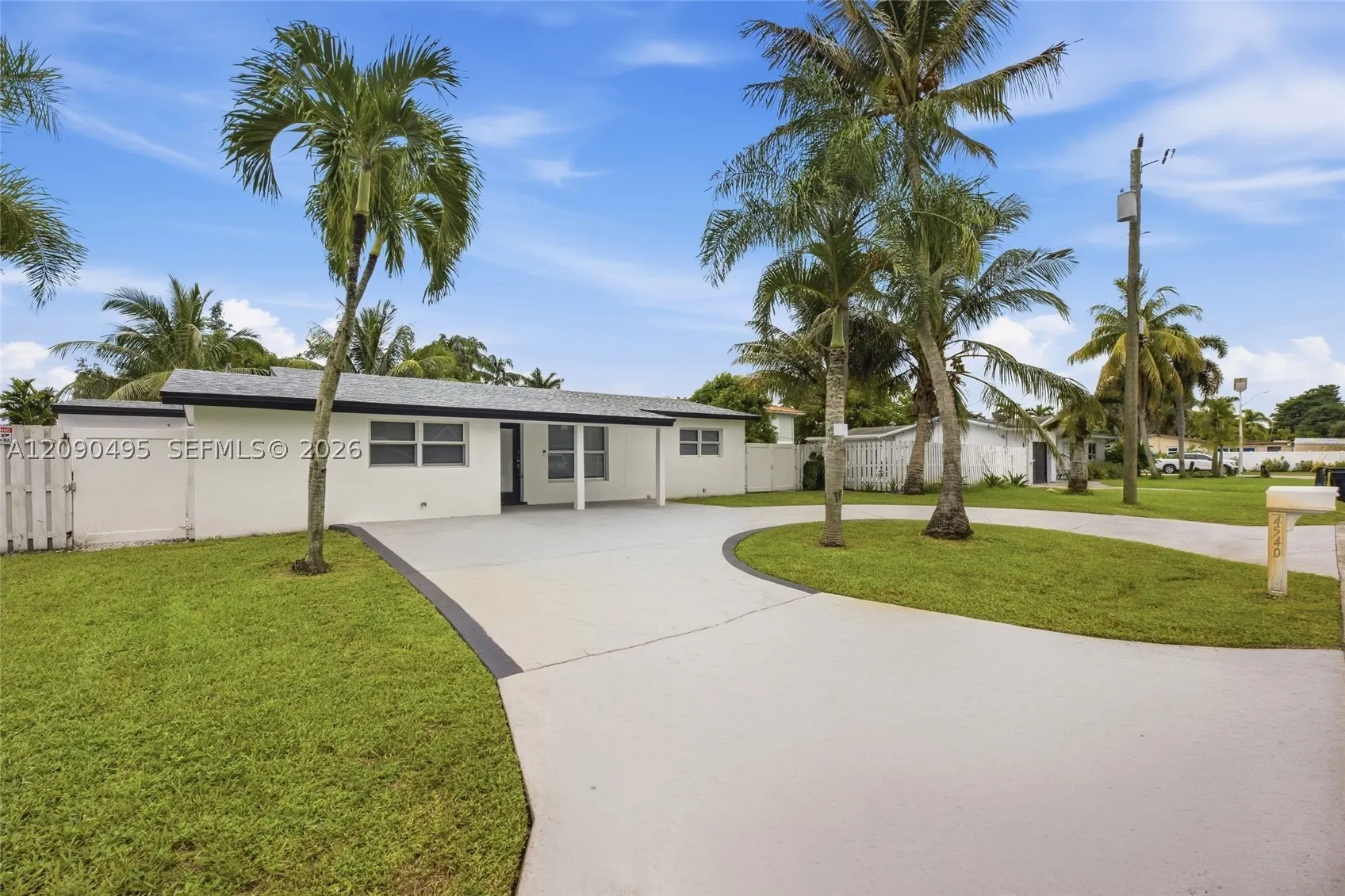 4540 SW 28th Ter