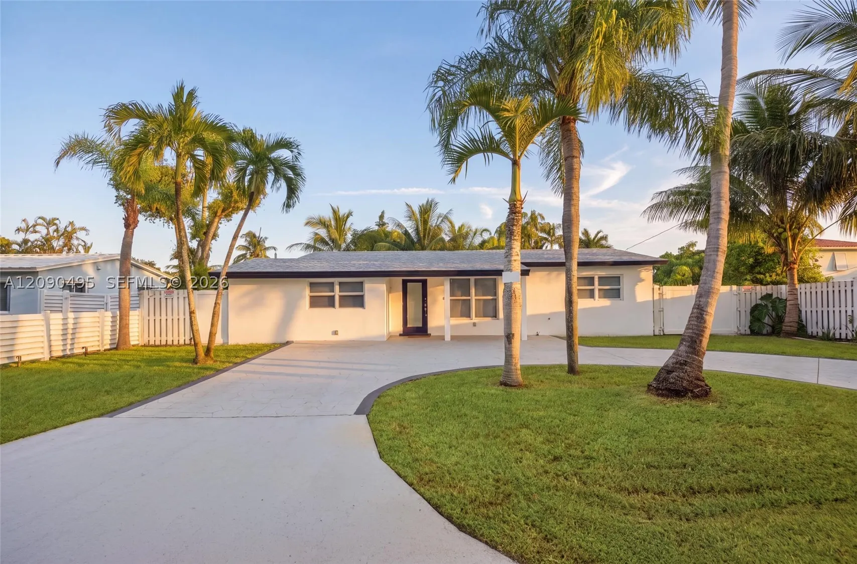 4540 SW 28th Ter