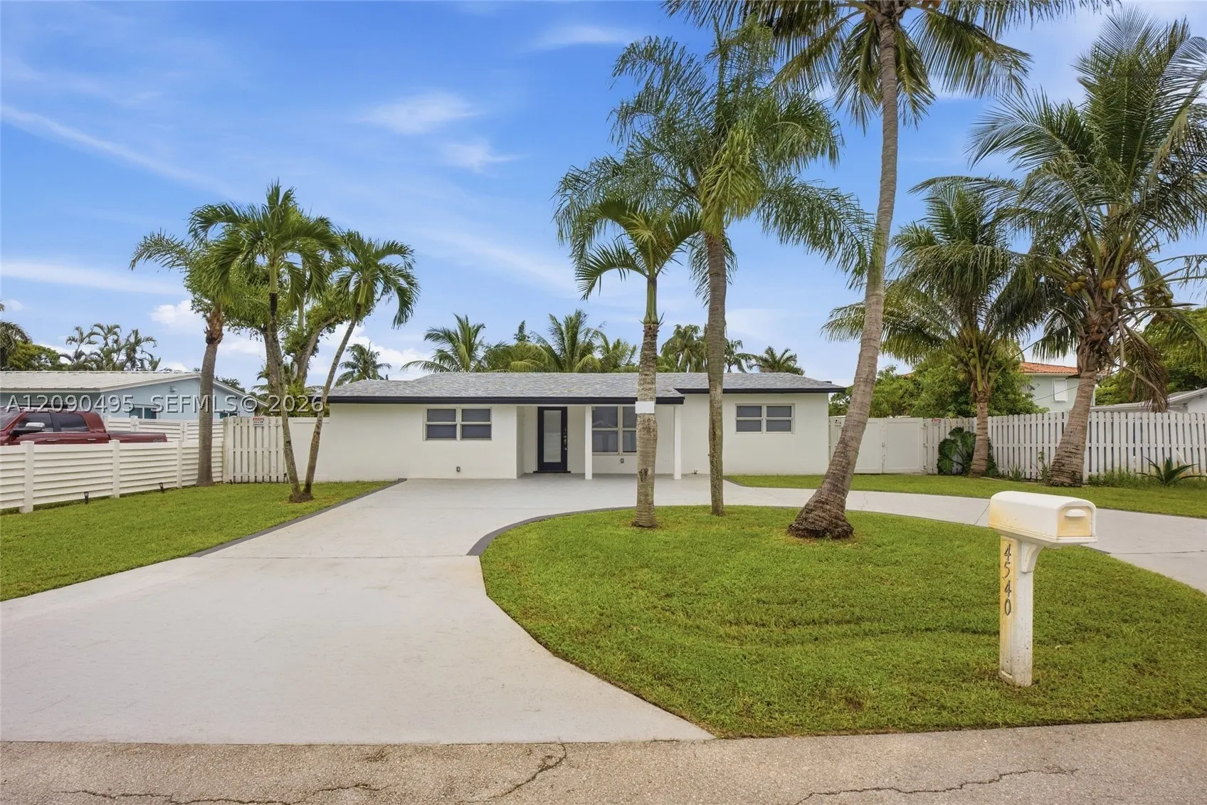 4540 SW 28th Ter