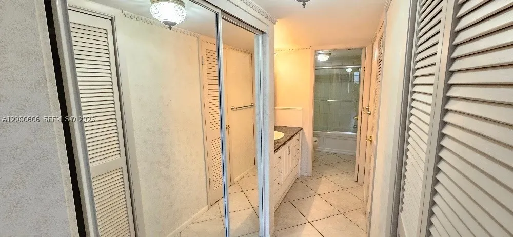 18041 Biscayne Blvd #203