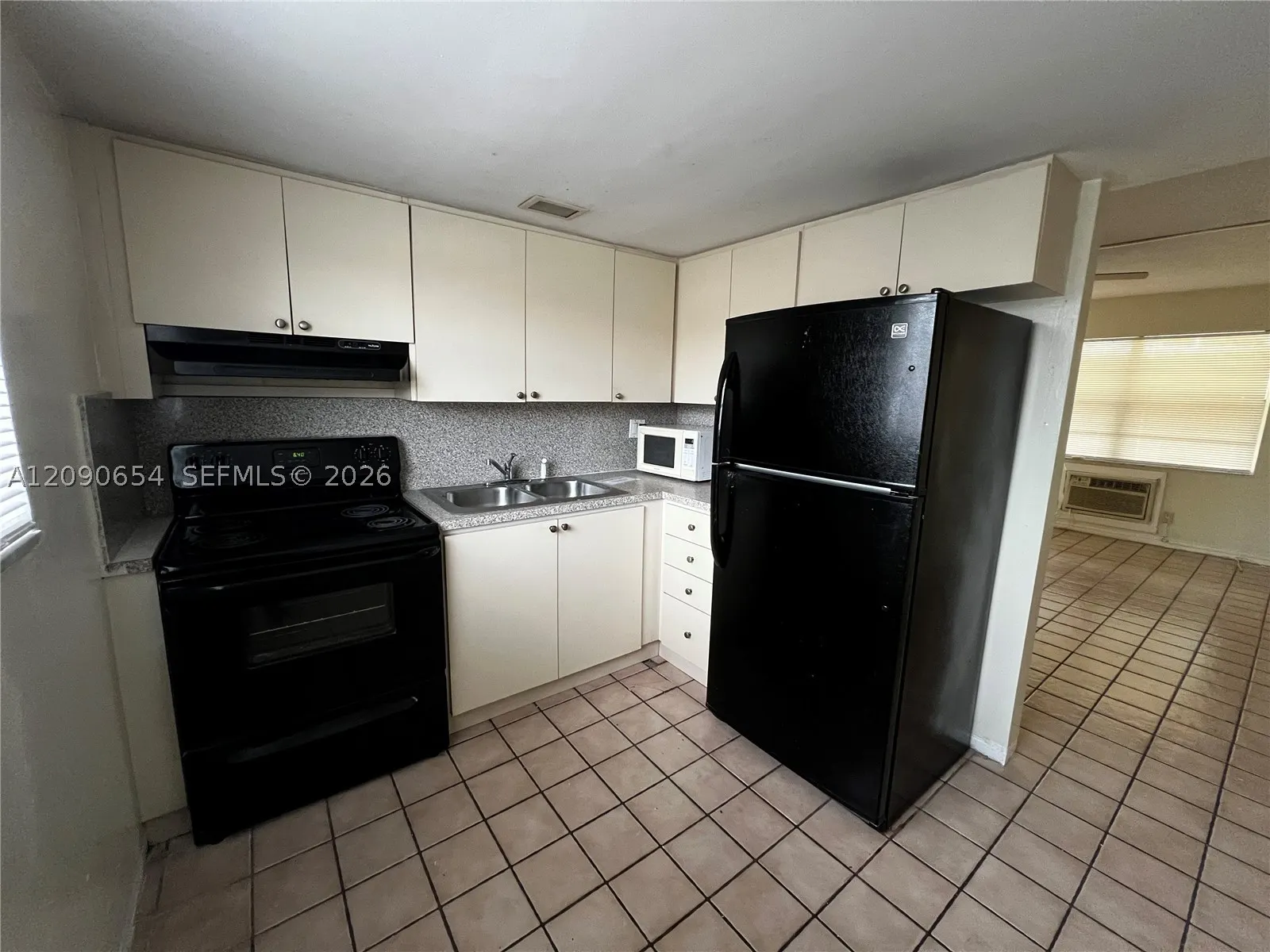 13 NE 2nd Ave #104