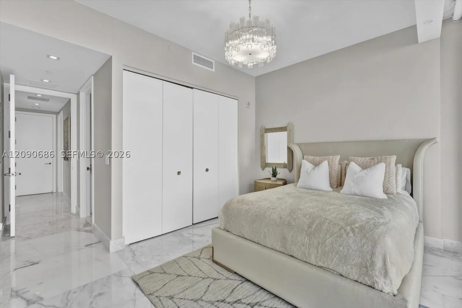 16901 Collins Ave #803