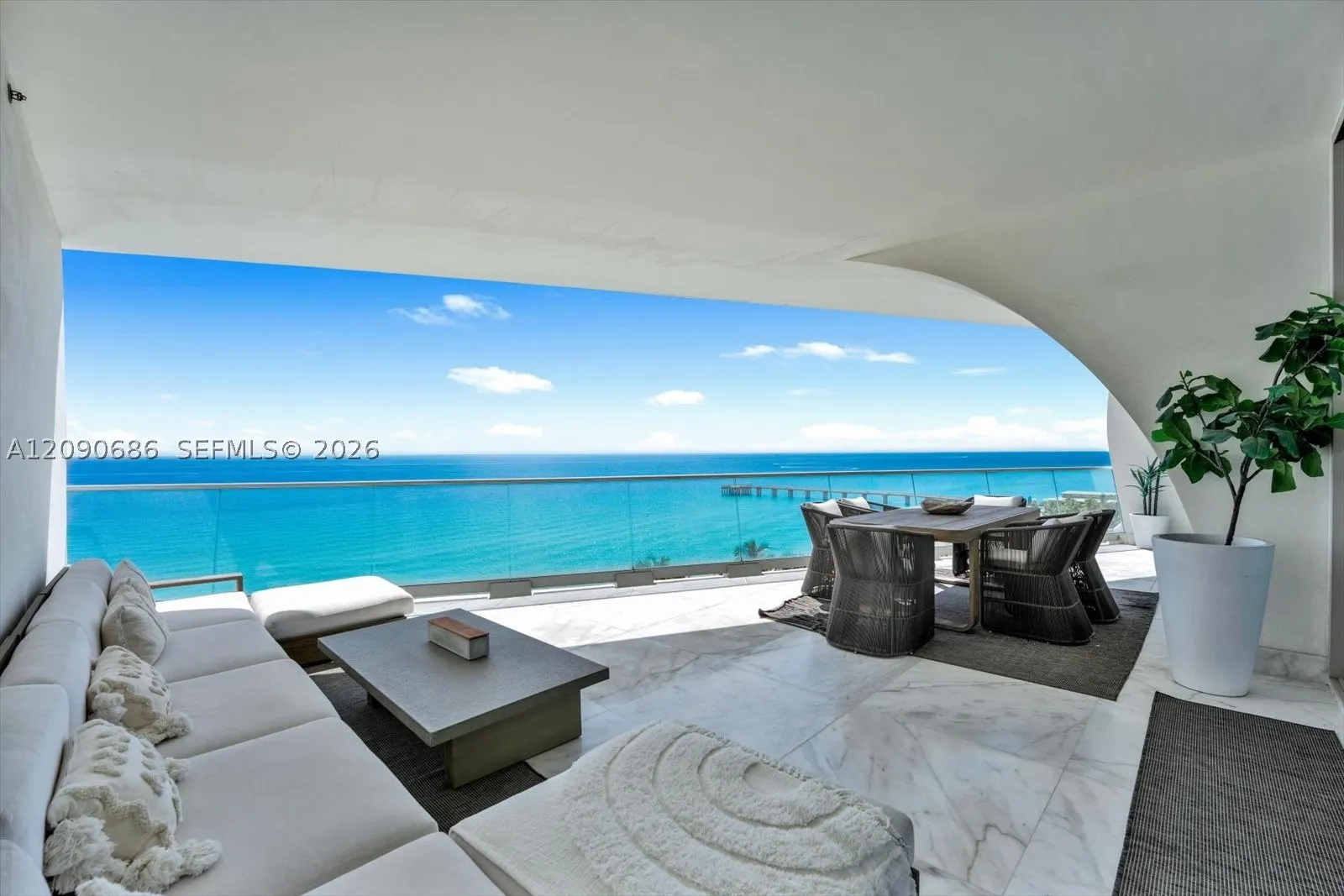 16901 Collins Ave #803