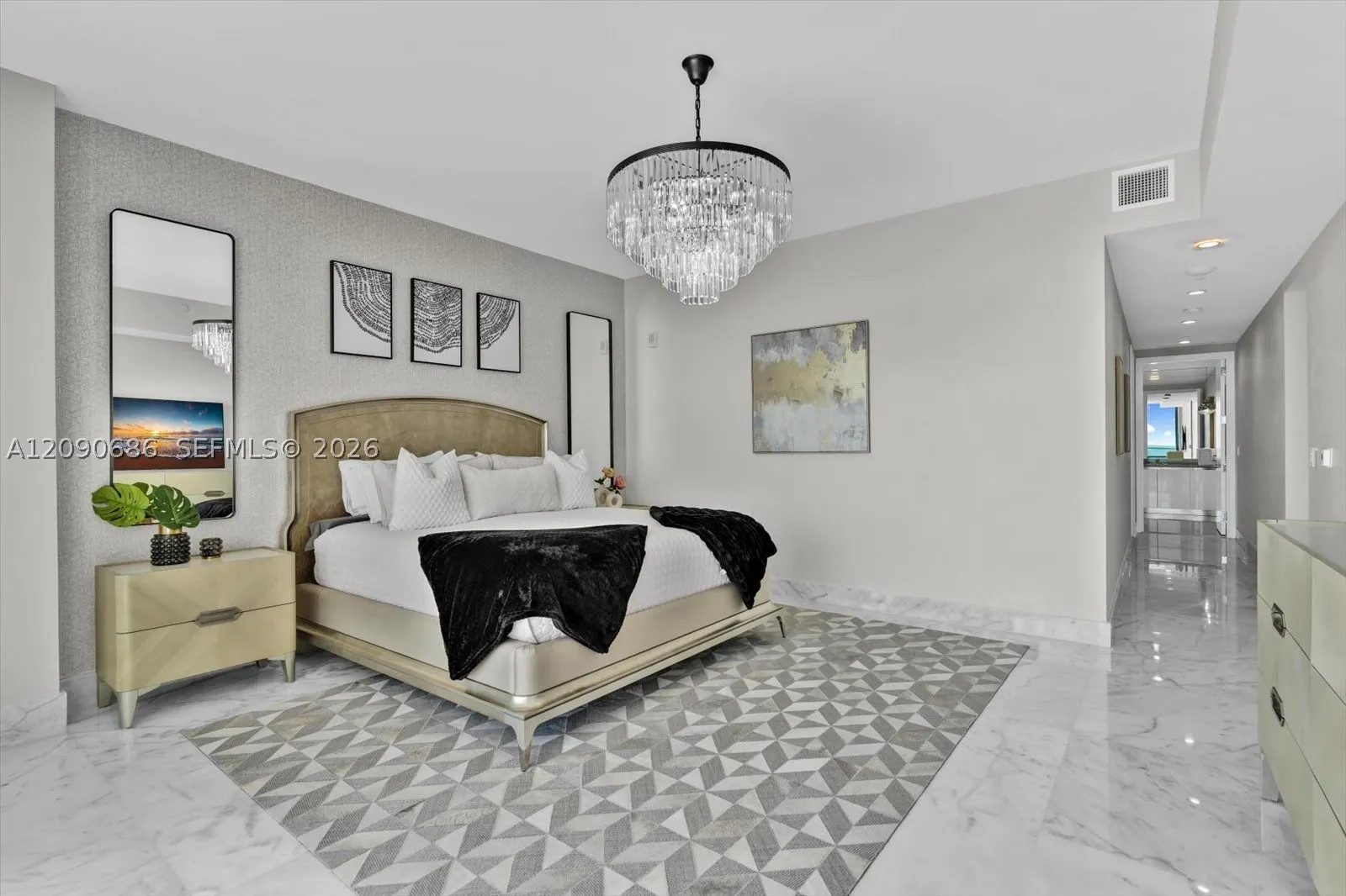 16901 Collins Ave #803