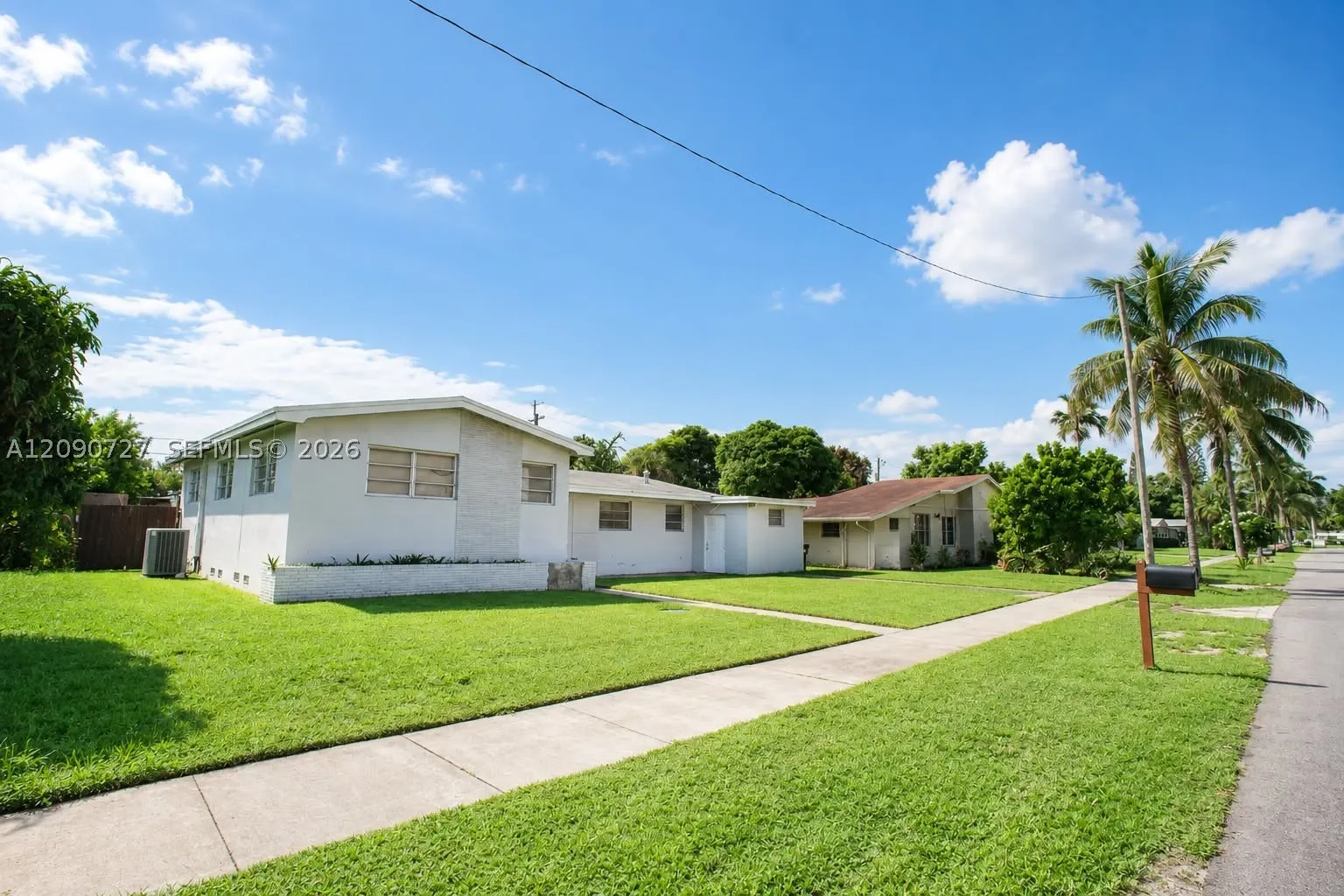 500 East Dr