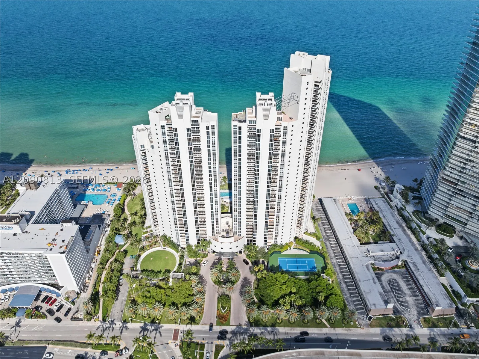 19111 Collins Ave #2207
