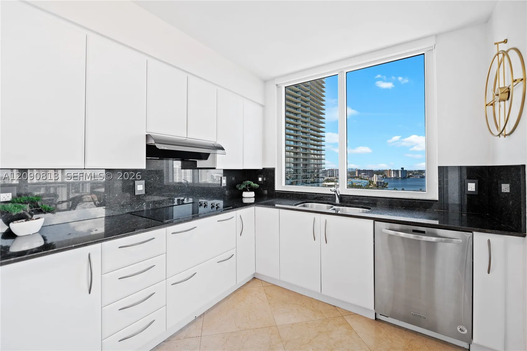 19111 Collins Ave #2207