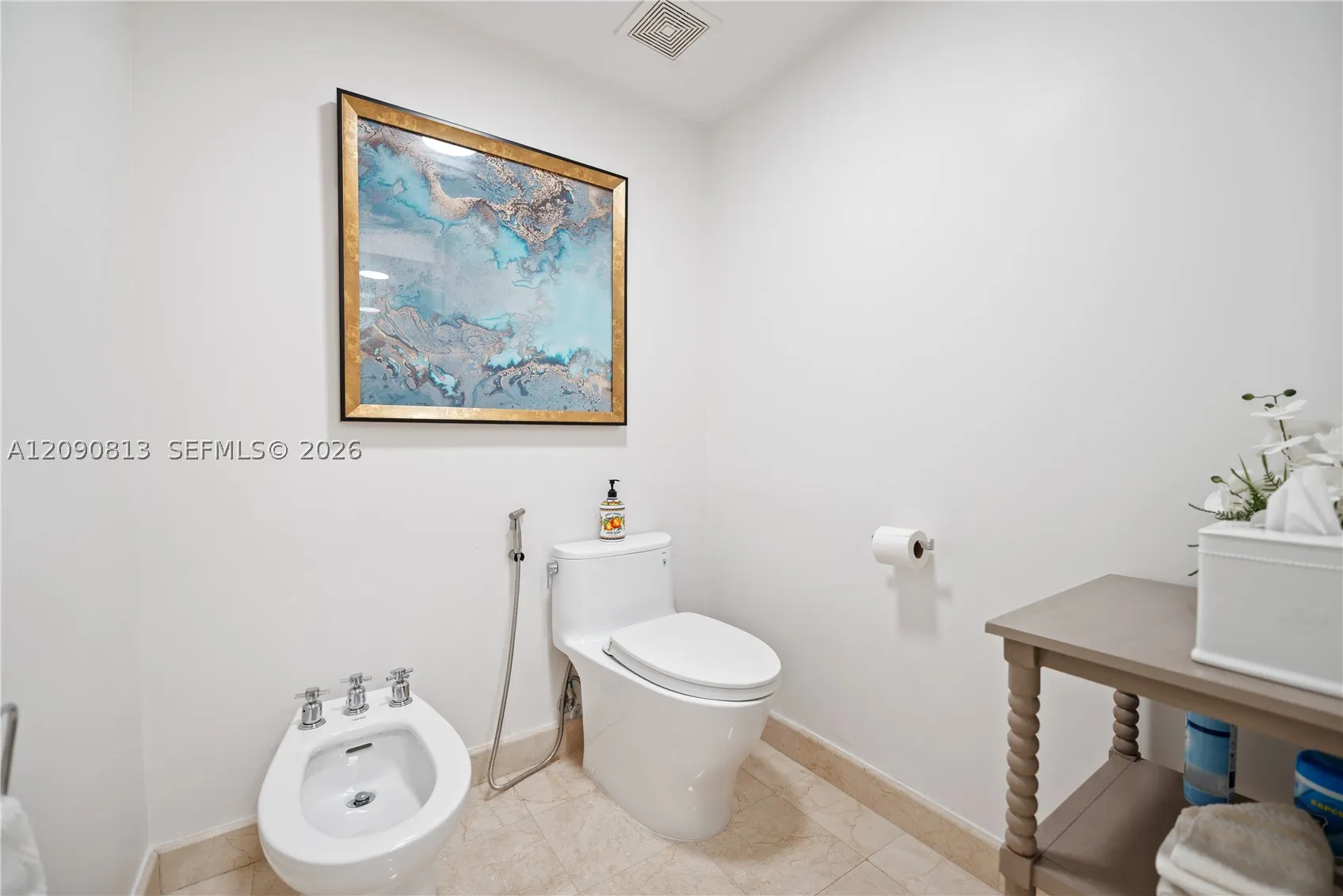 19111 Collins Ave #2207