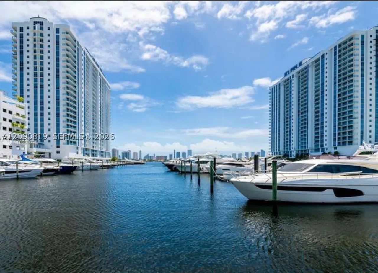17211 Biscayne Blvd BS-62