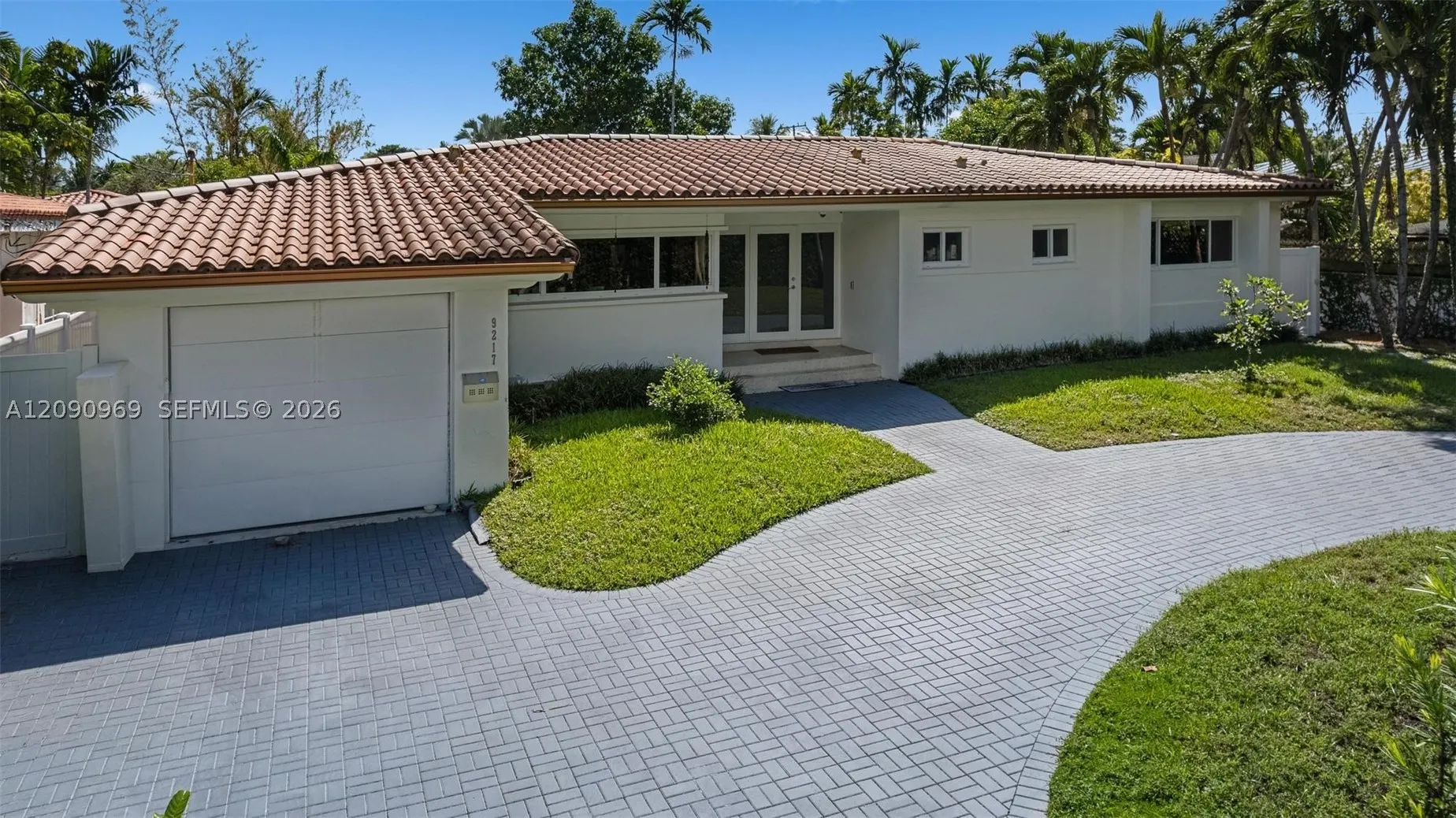 9217 Bay Dr