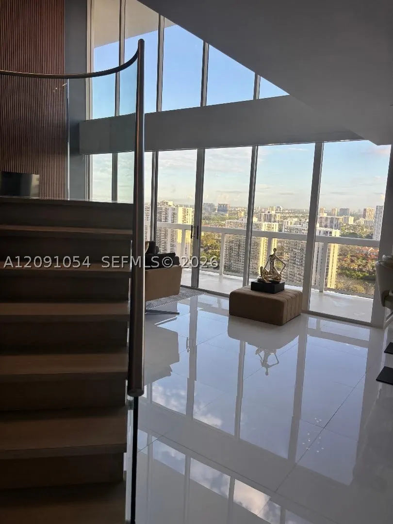 20185 E Country Club Dr #TS-7