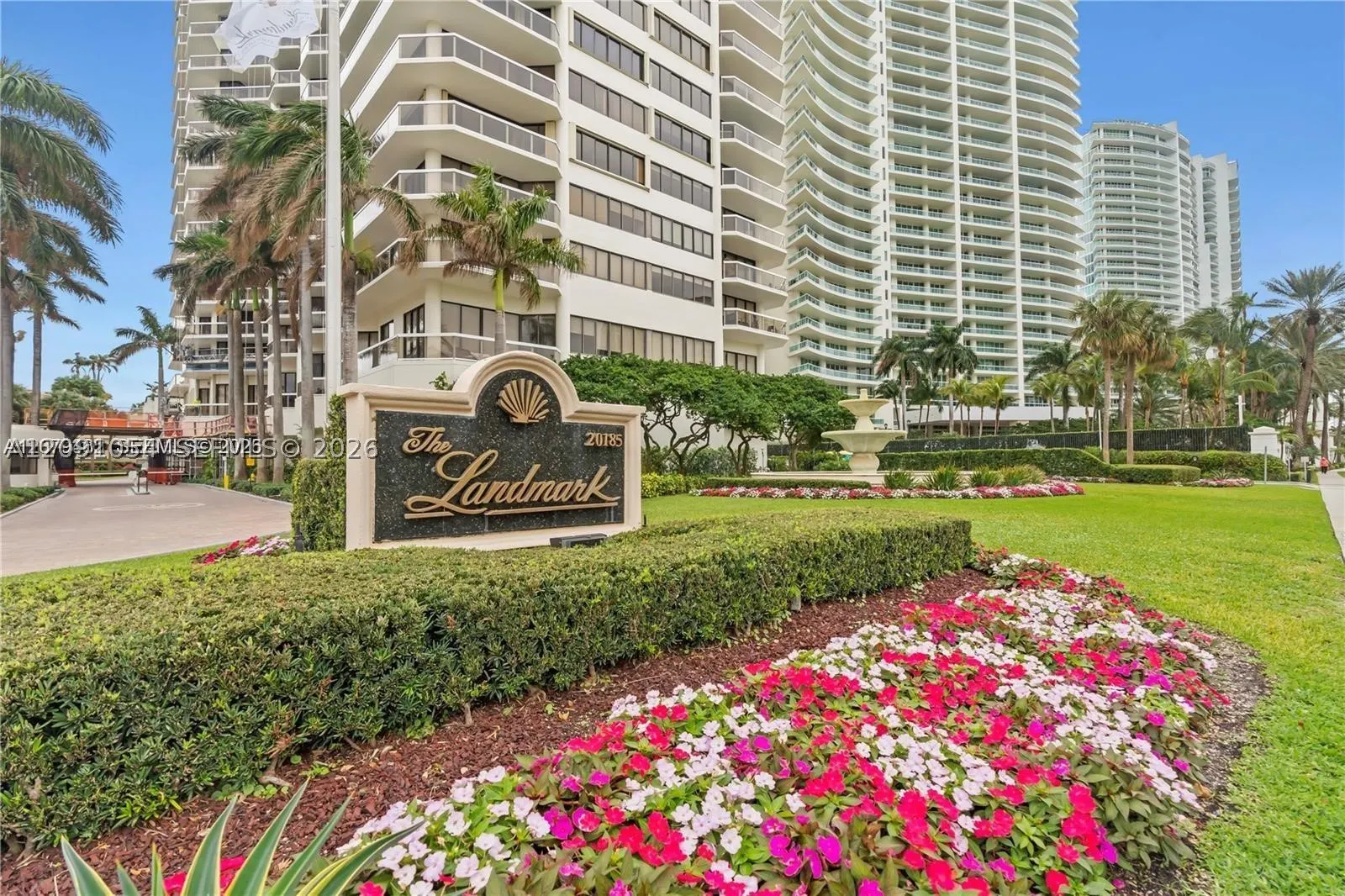 20185 E Country Club Dr #TS-7