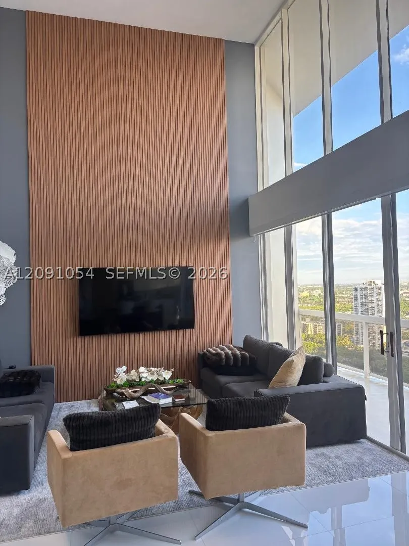 20185 E Country Club Dr #TS-7
