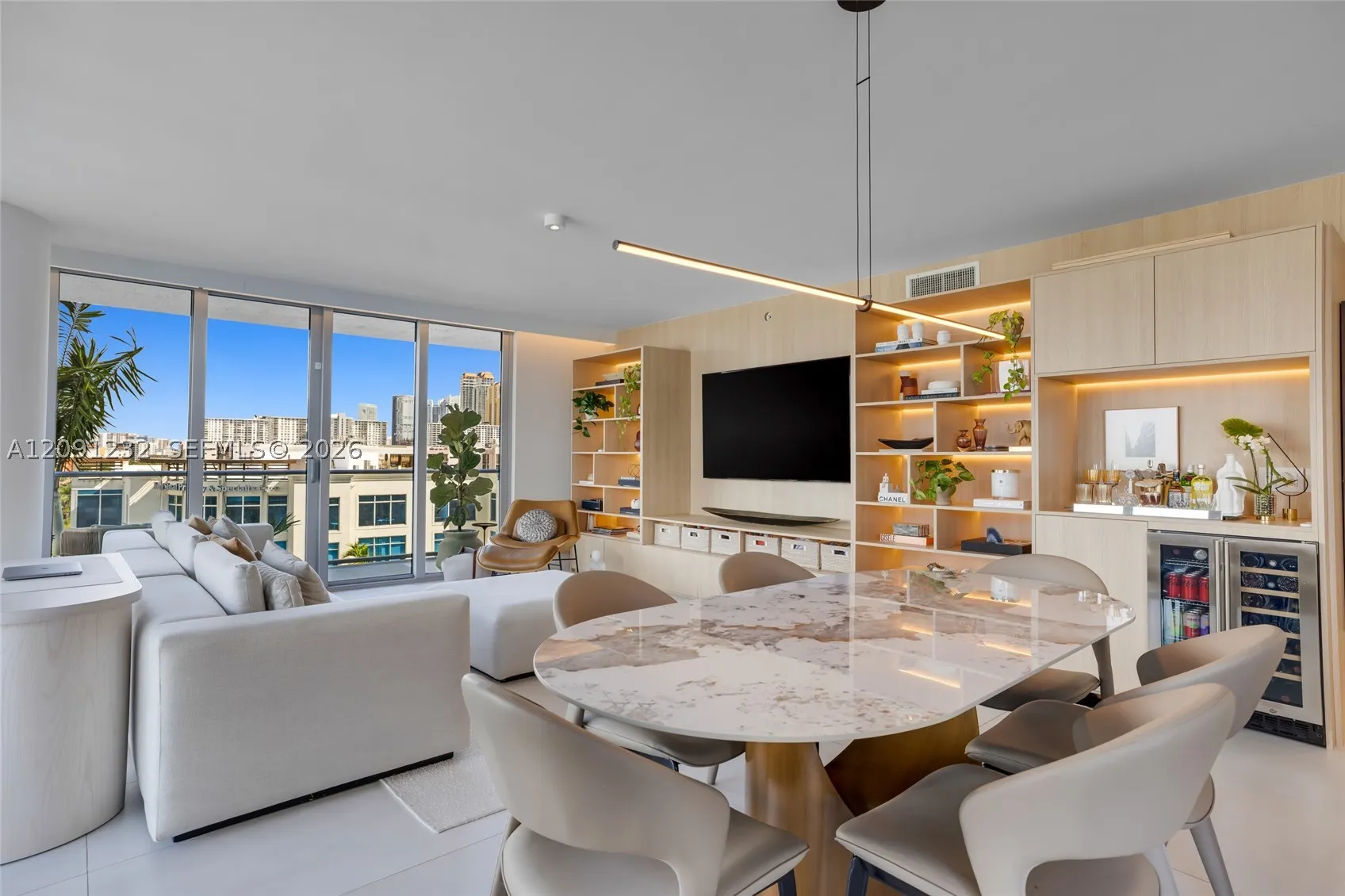 330 Sunny Isles Blvd #5-701
