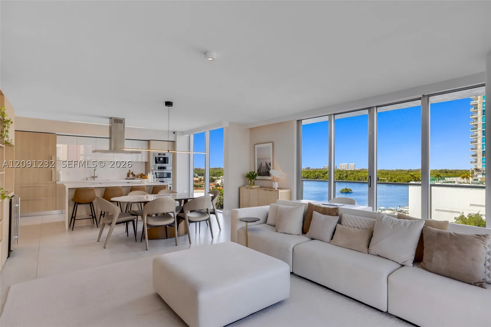 330 Sunny Isles Blvd #5-701