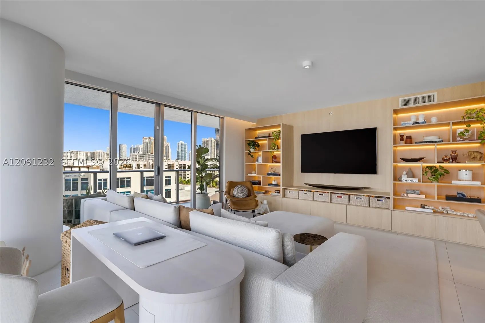 330 Sunny Isles Blvd #5-701