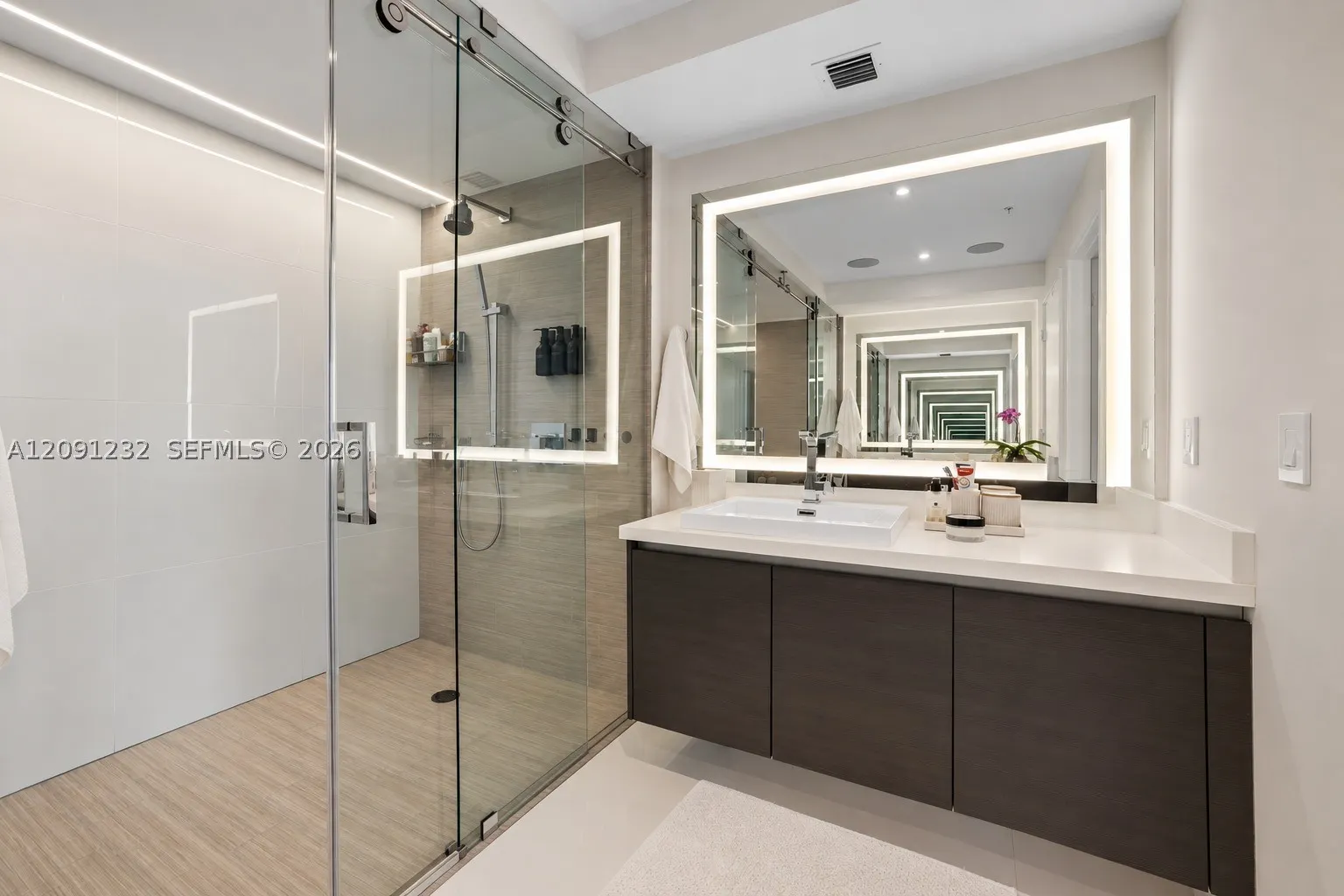 330 Sunny Isles Blvd #5-701