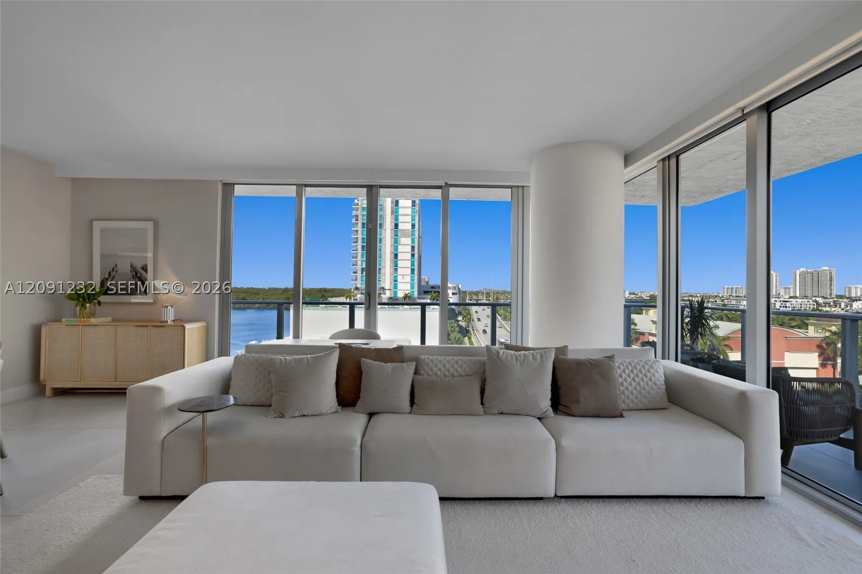 330 Sunny Isles Blvd #5-701