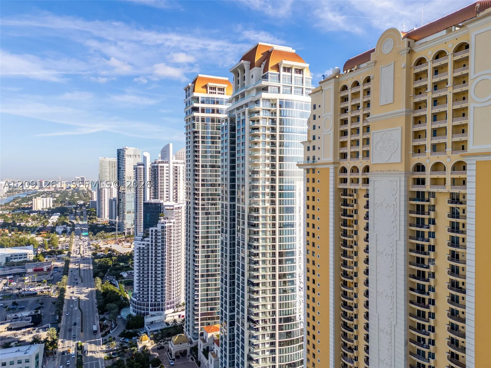 17875 Collins Ave #4103