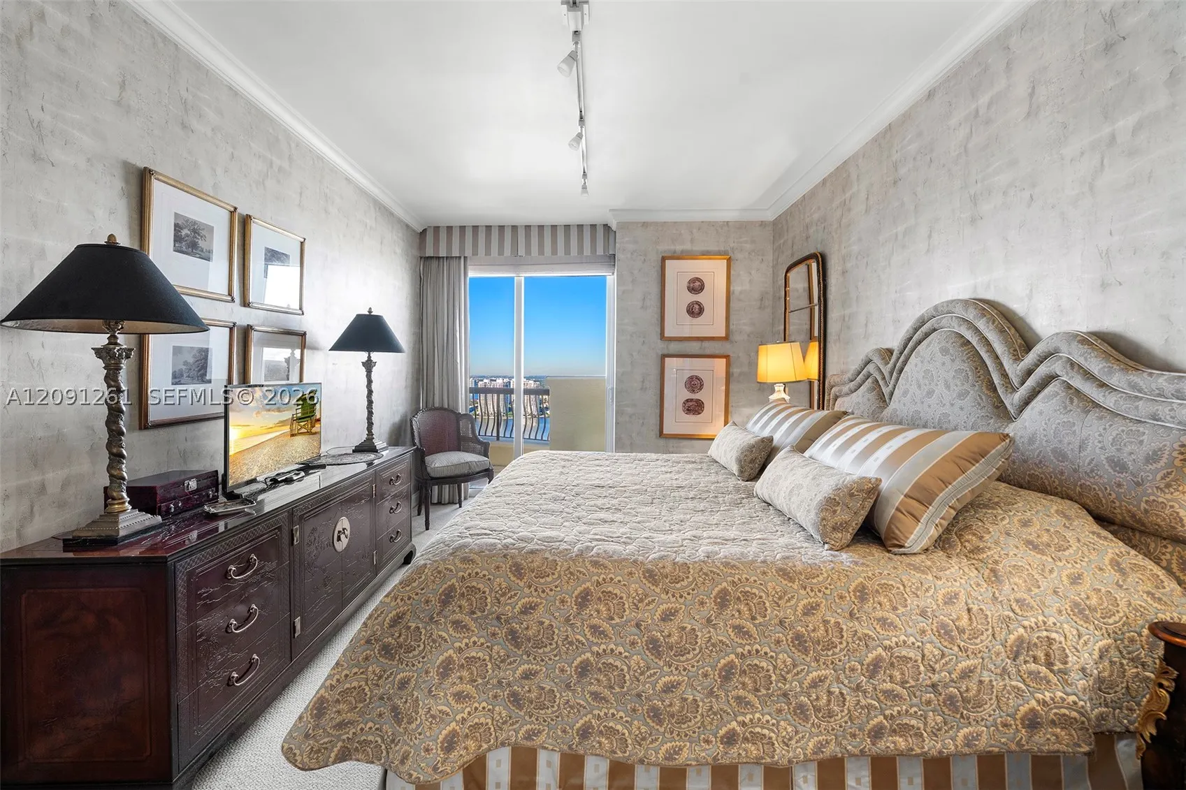 17875 Collins Ave #4103