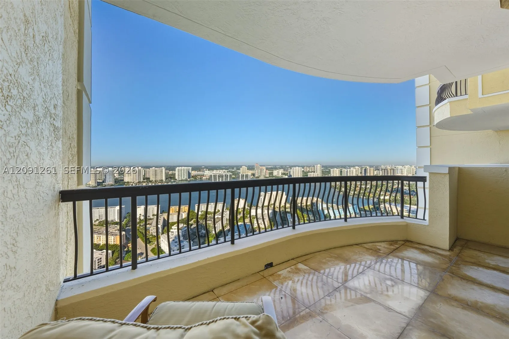 17875 Collins Ave #4103