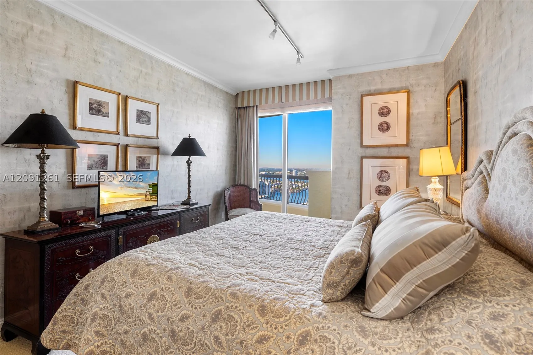 17875 Collins Ave #4103