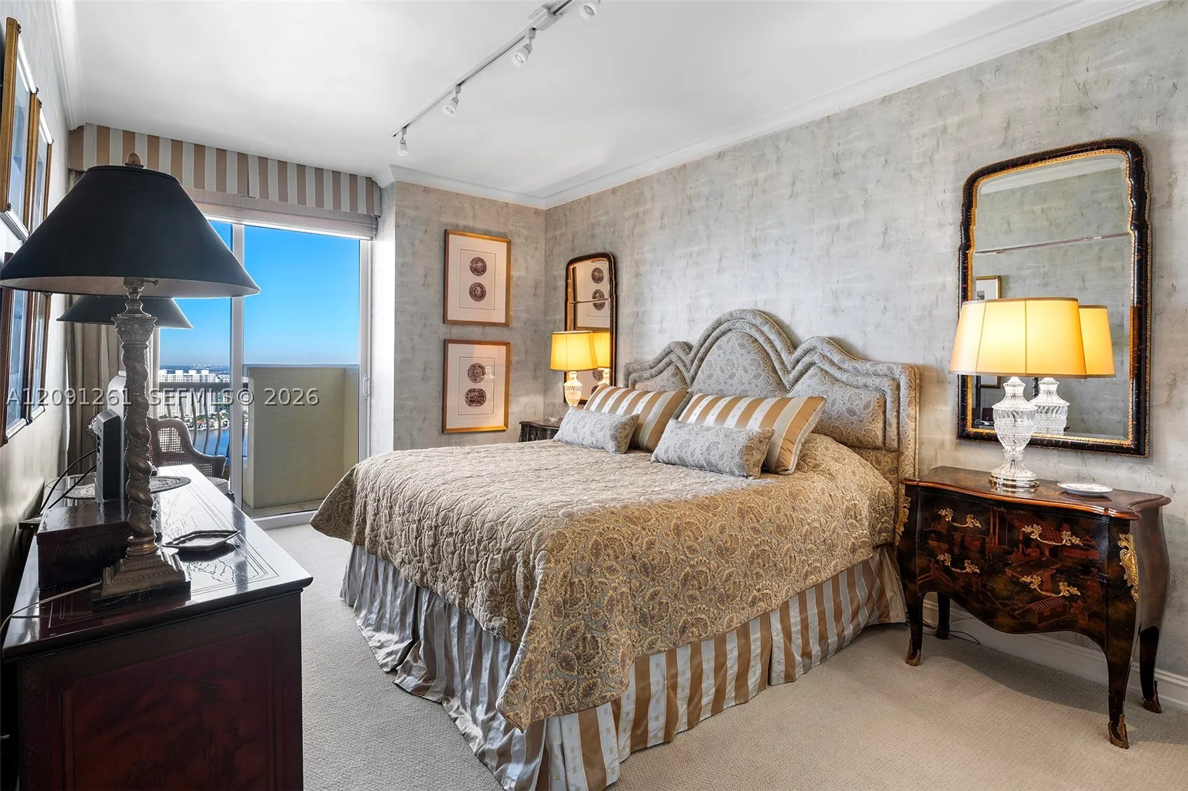 17875 Collins Ave #4103