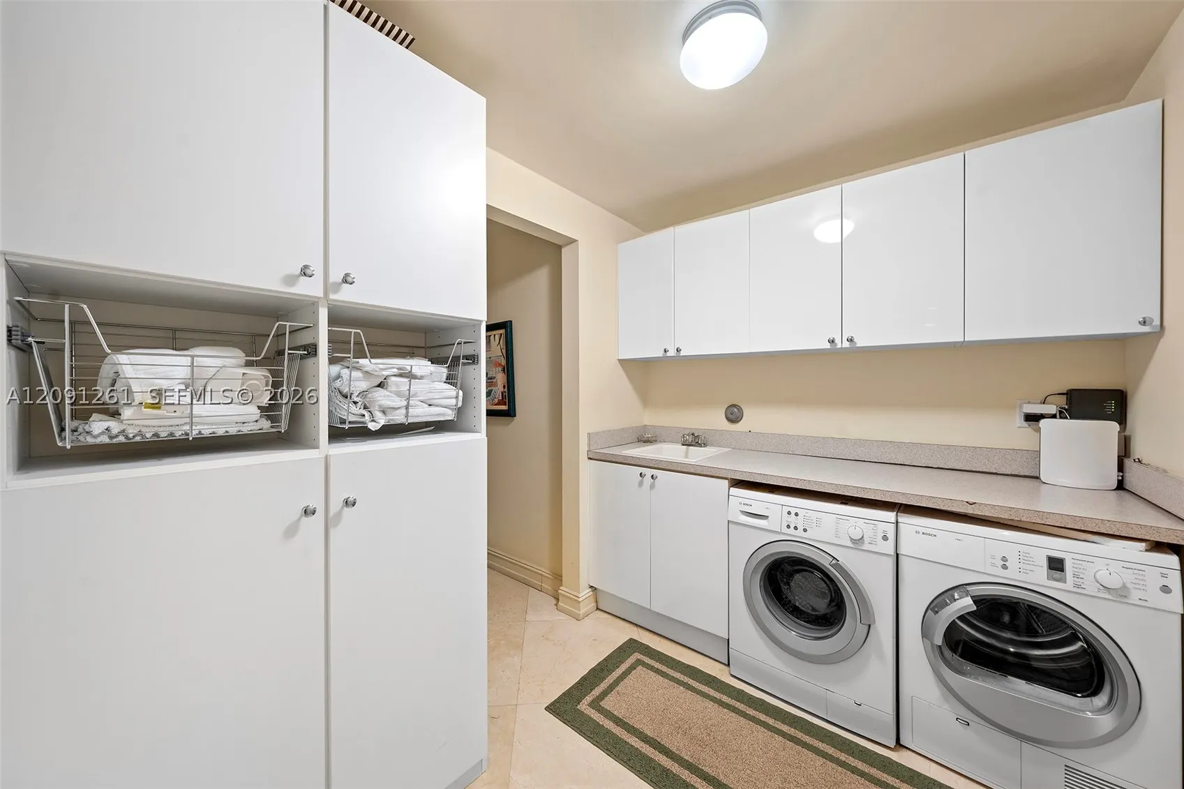 17875 Collins Ave #4103