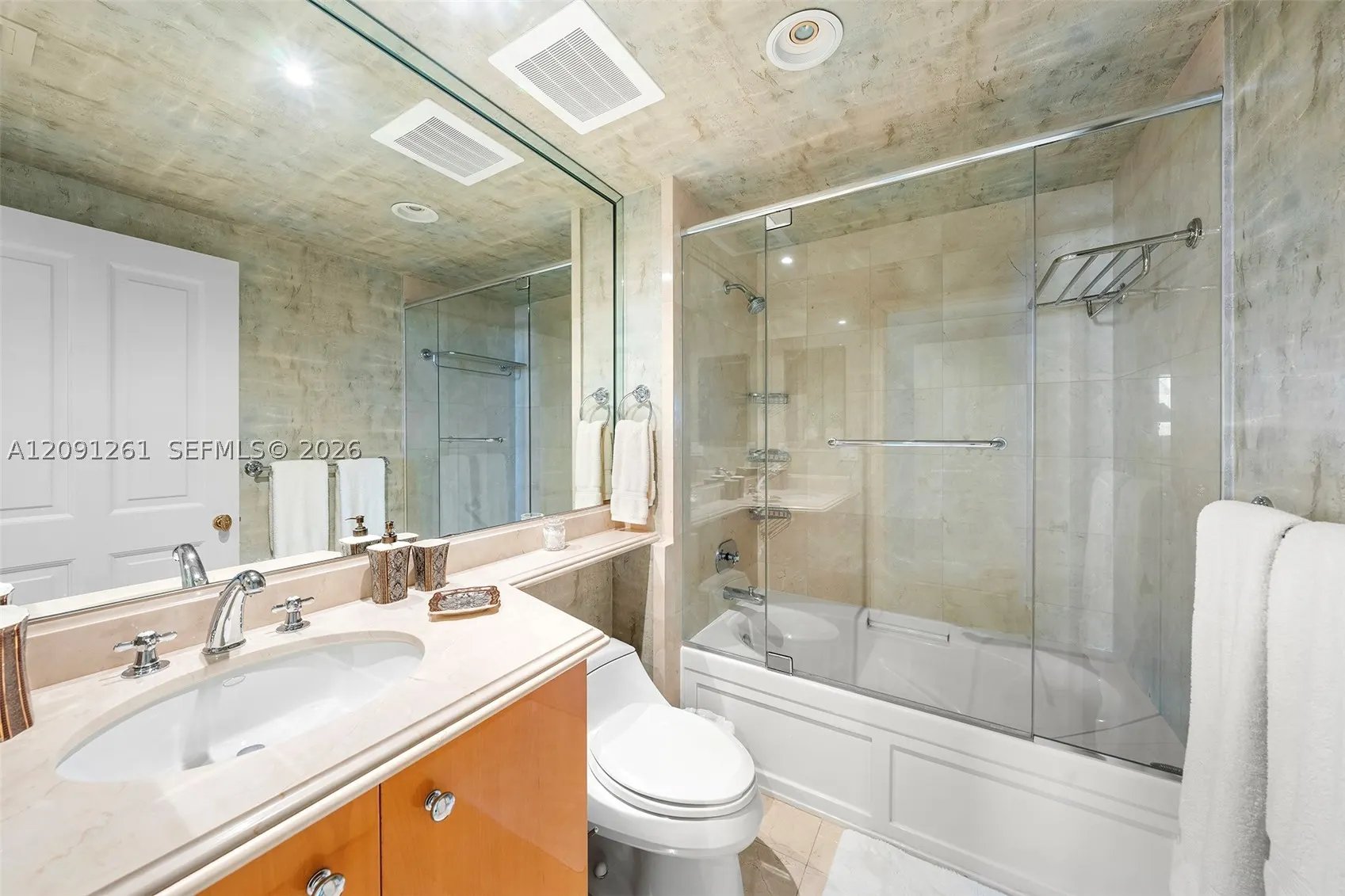 17875 Collins Ave #4103
