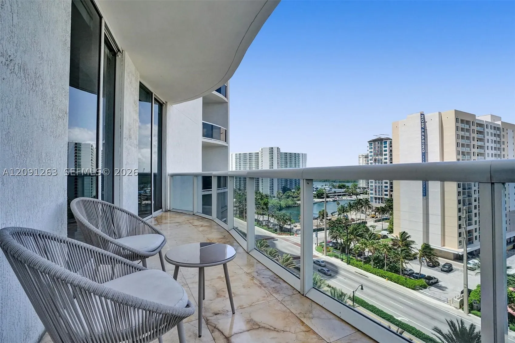 16001 Collins Ave #805