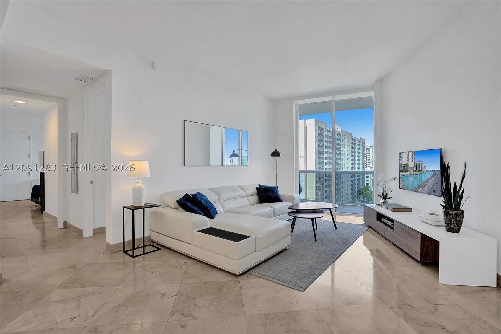 16001 Collins Ave #805
