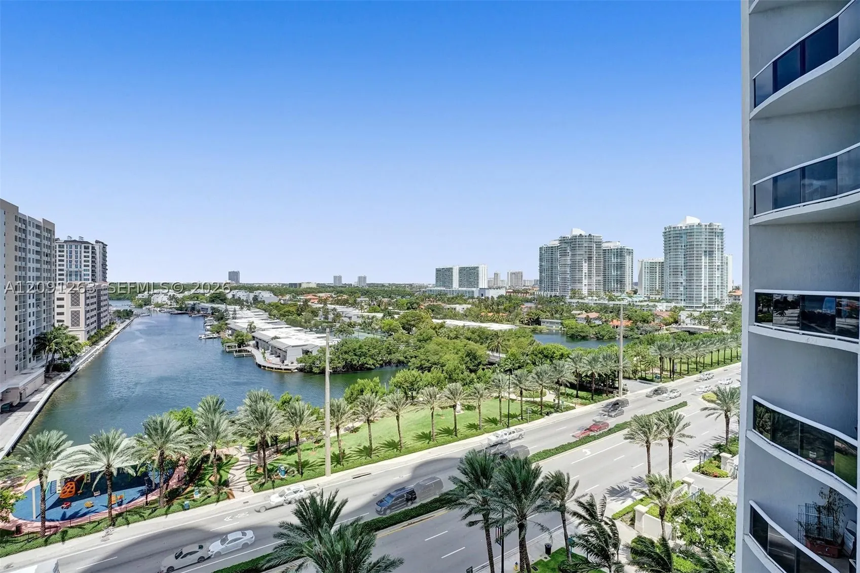 16001 Collins Ave #805