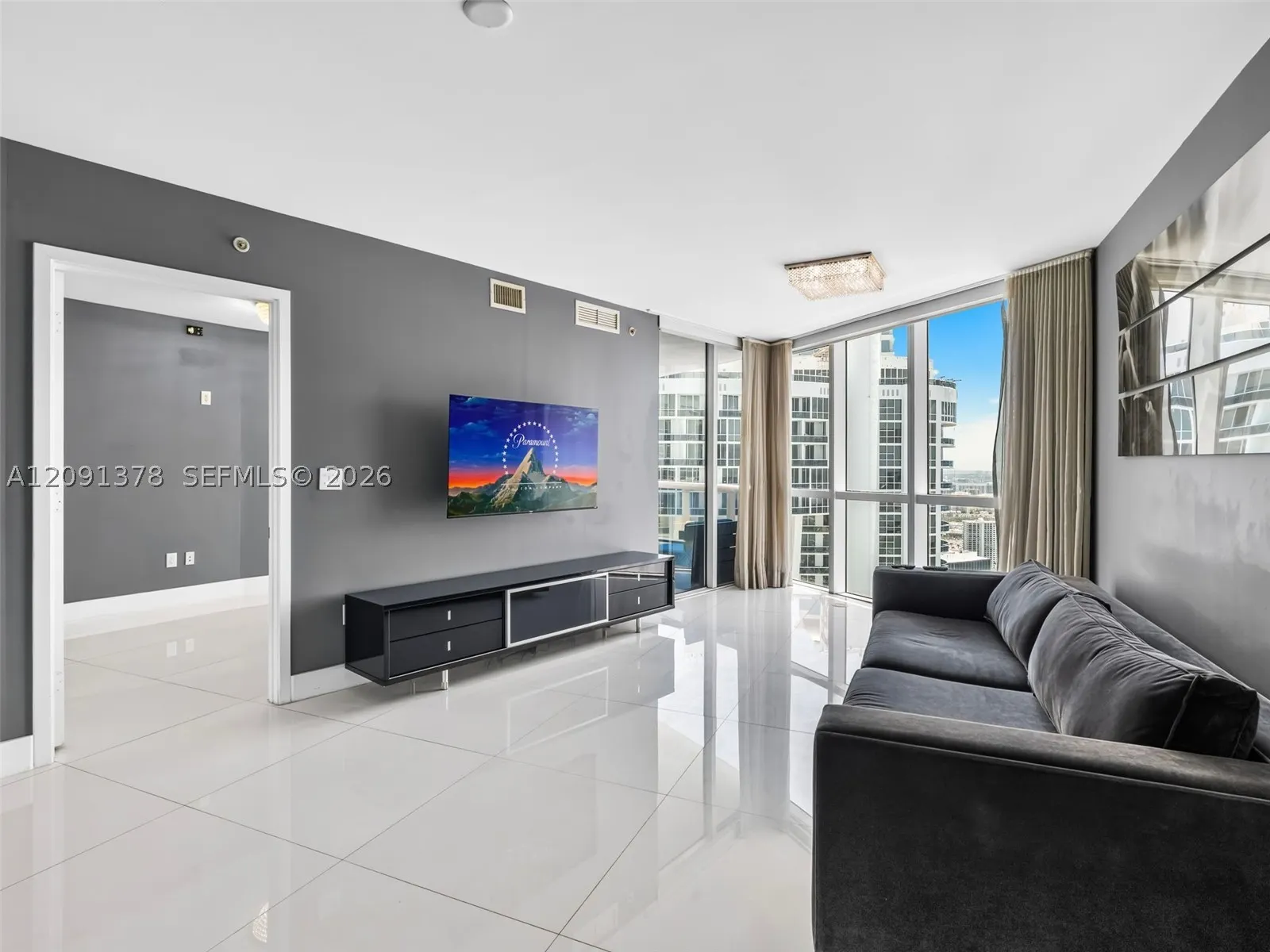 18201 Collins Ave #5303