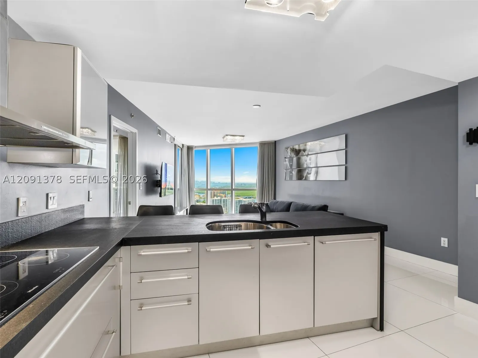 18201 Collins Ave #5303