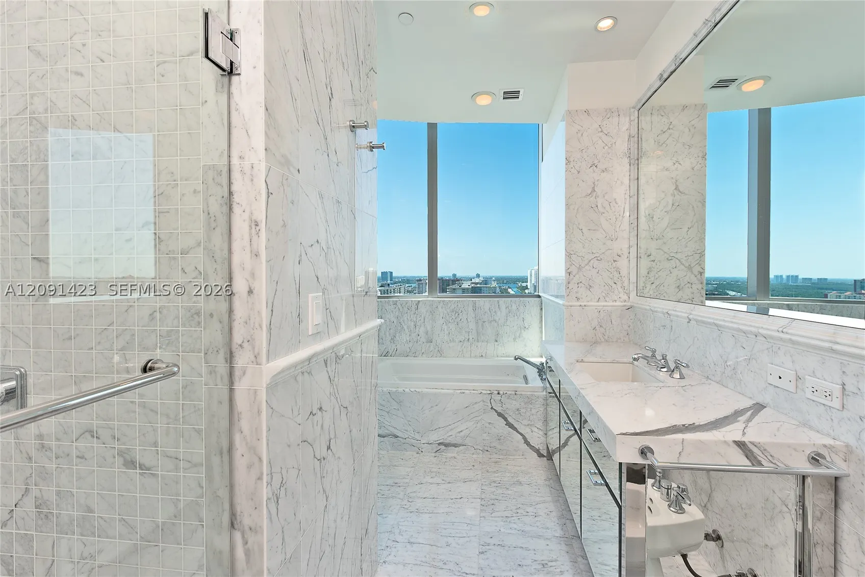 17475 Collins Ave #2003