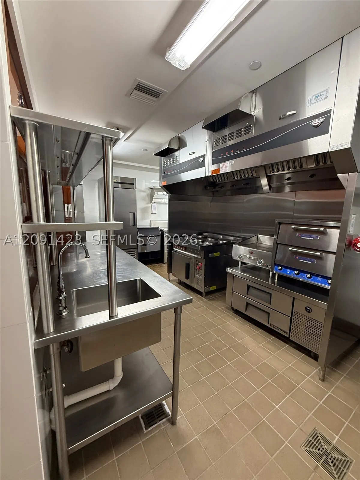 17475 Collins Ave #2003