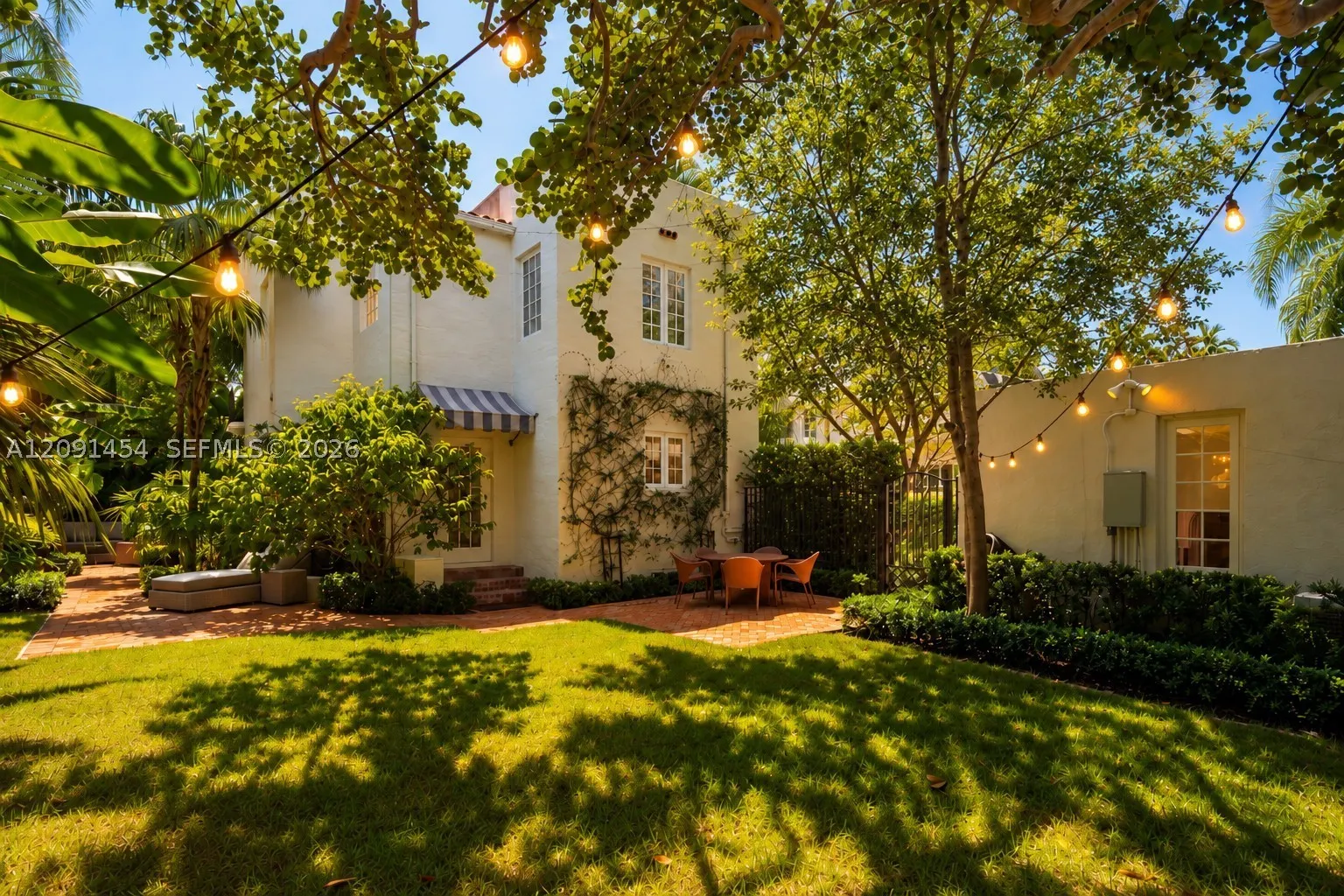1229 Asturia Ave
