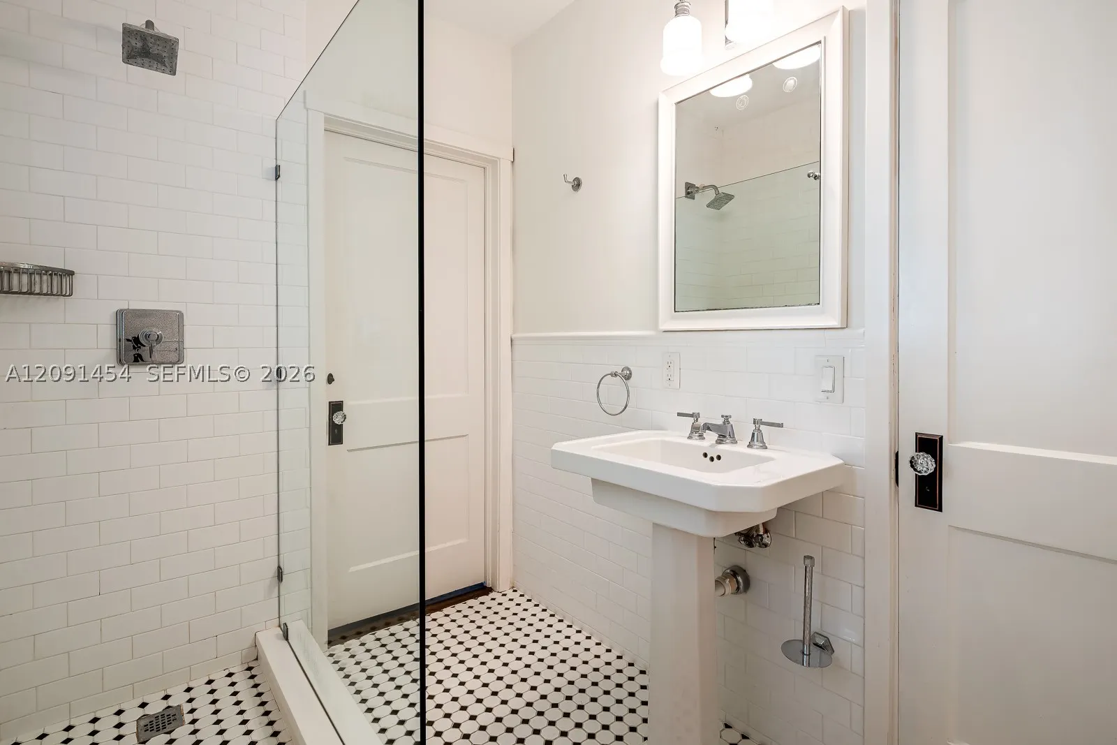 1229 Asturia Ave