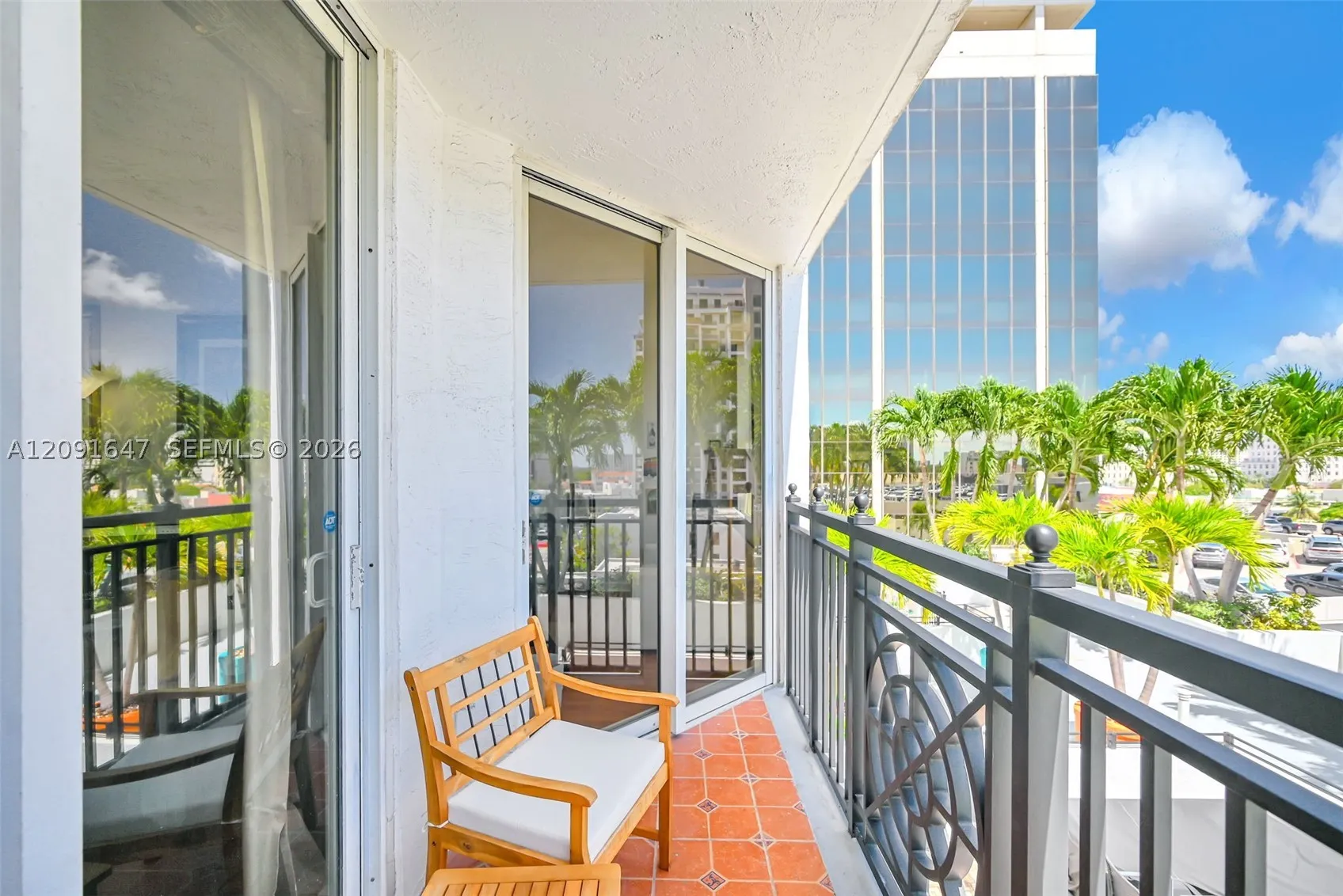 357 Almeria Ave #606
