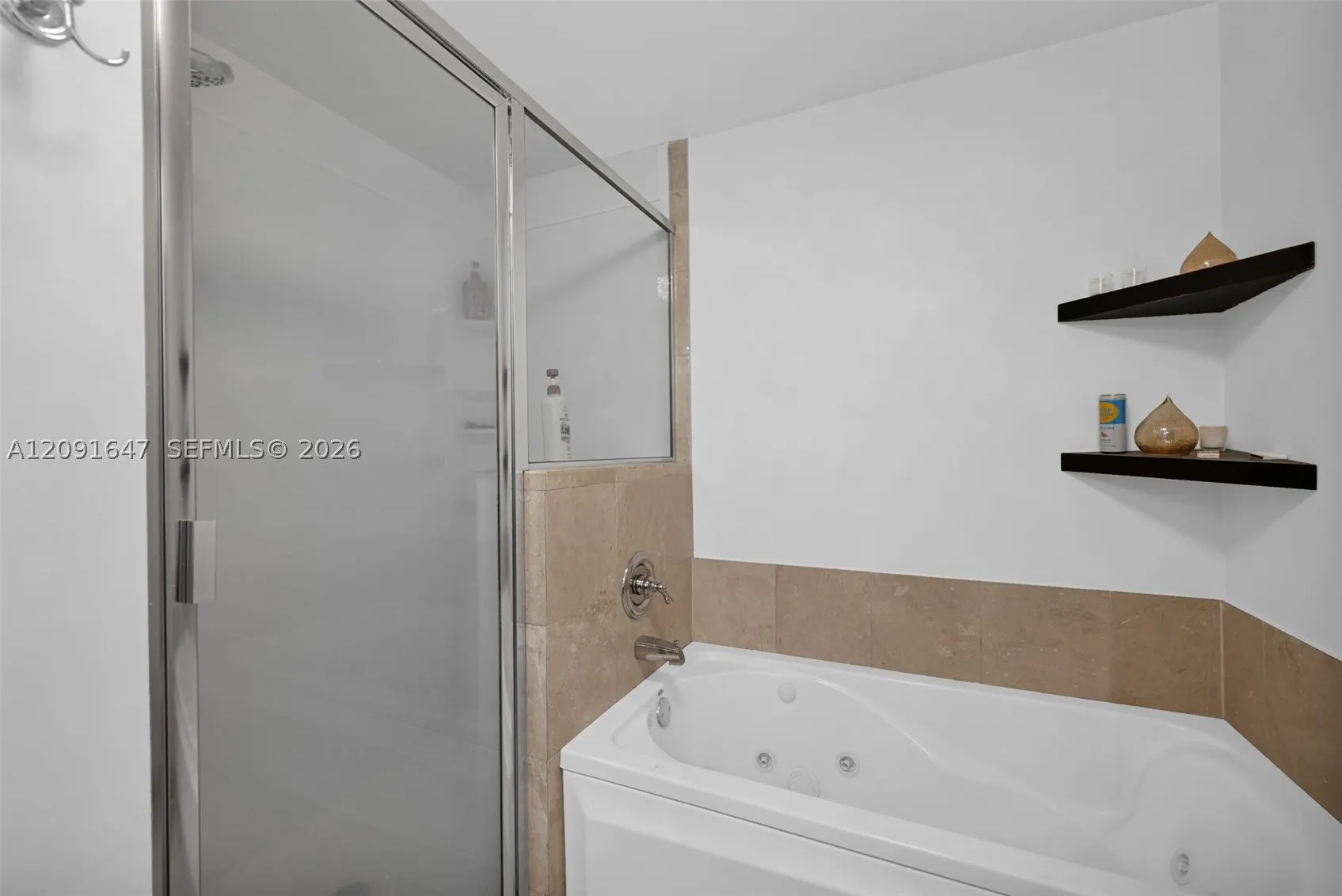 357 Almeria Ave #606